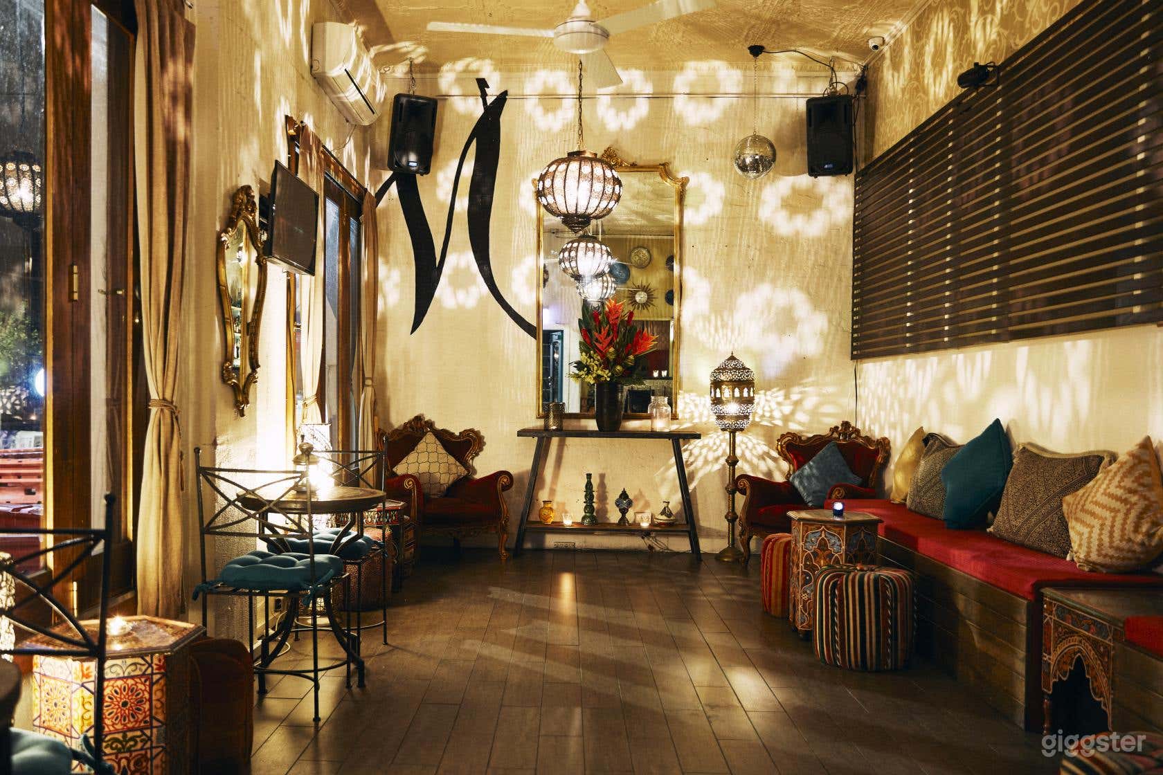 Casablanca Lounge Photo 1