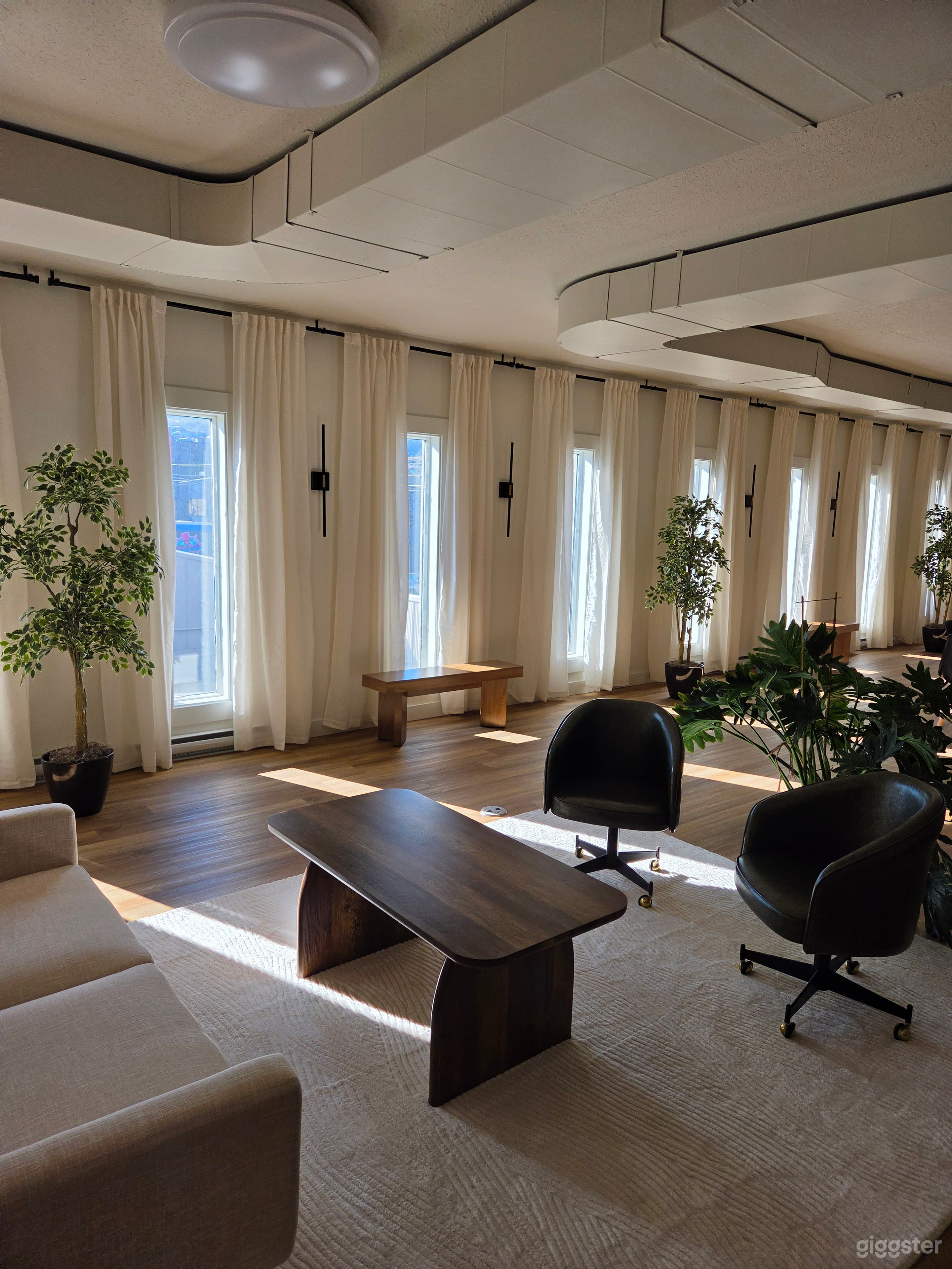 Bright Boutique Studio Loft Downtown Vernon | Rent this location on ...