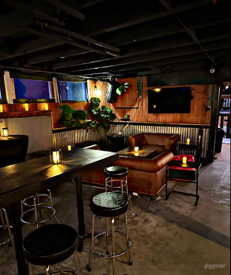  Historic 1924 Speakeasy Cocktail Lounge in San Diego 