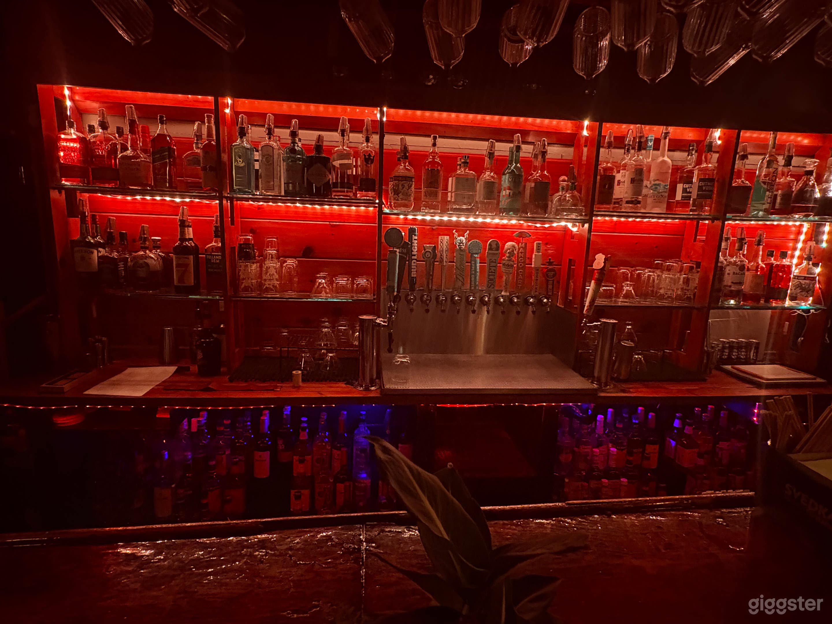 Historic 1924 Speakeasy Cocktail Lounge in San Diego Photo 2