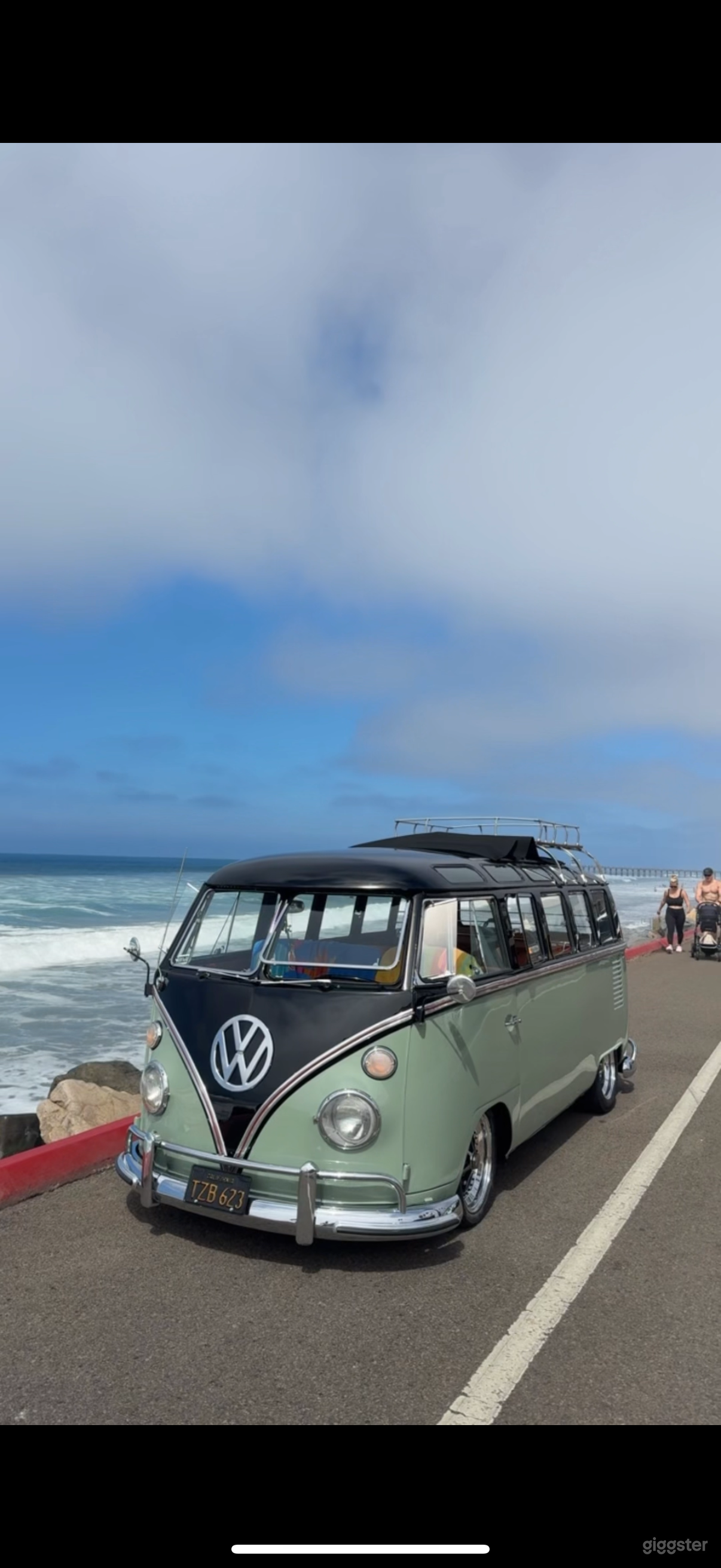 1966 Volkswagen Bus Camper Photo 2