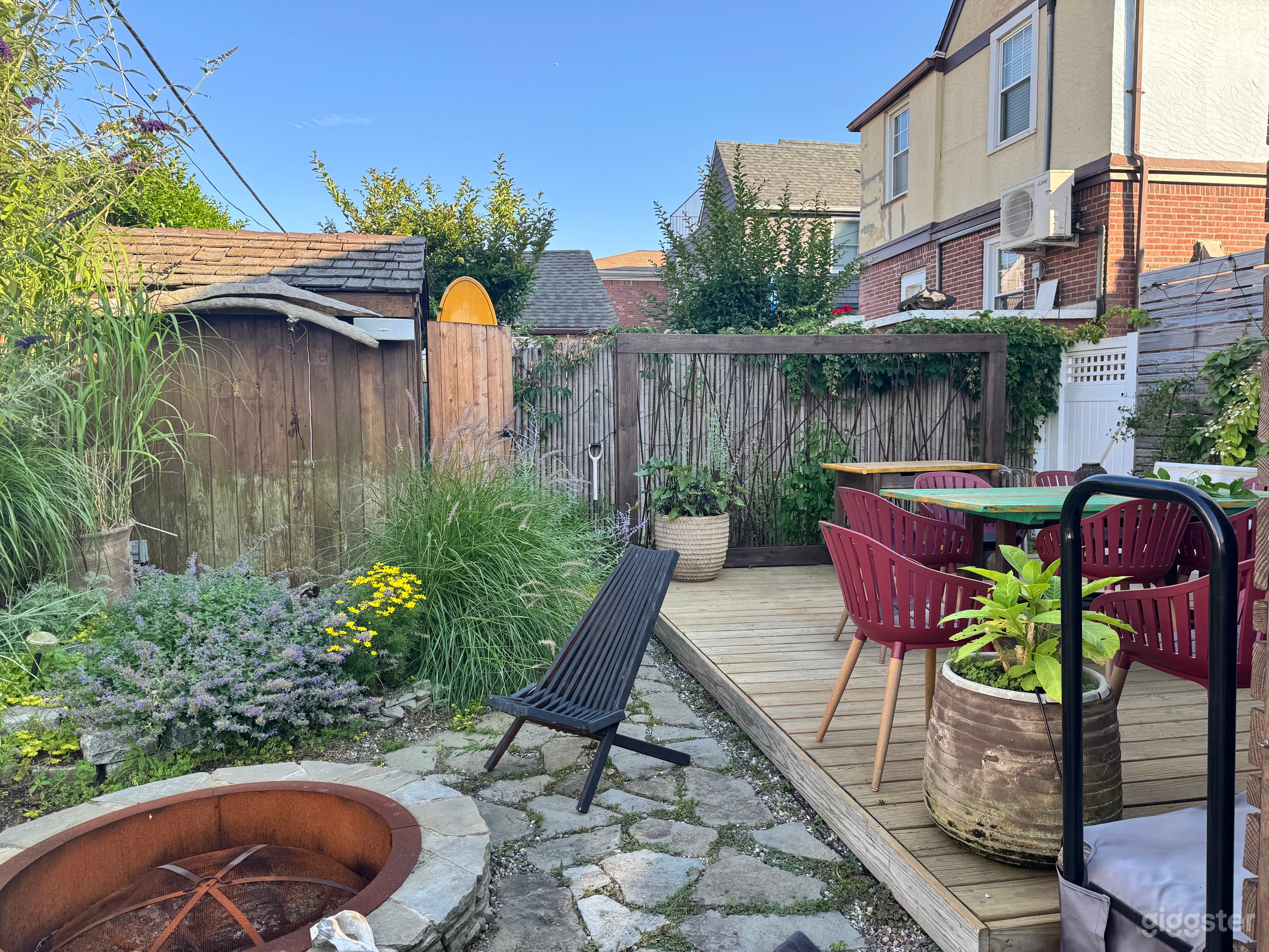 Stylish Family Home Photo 4