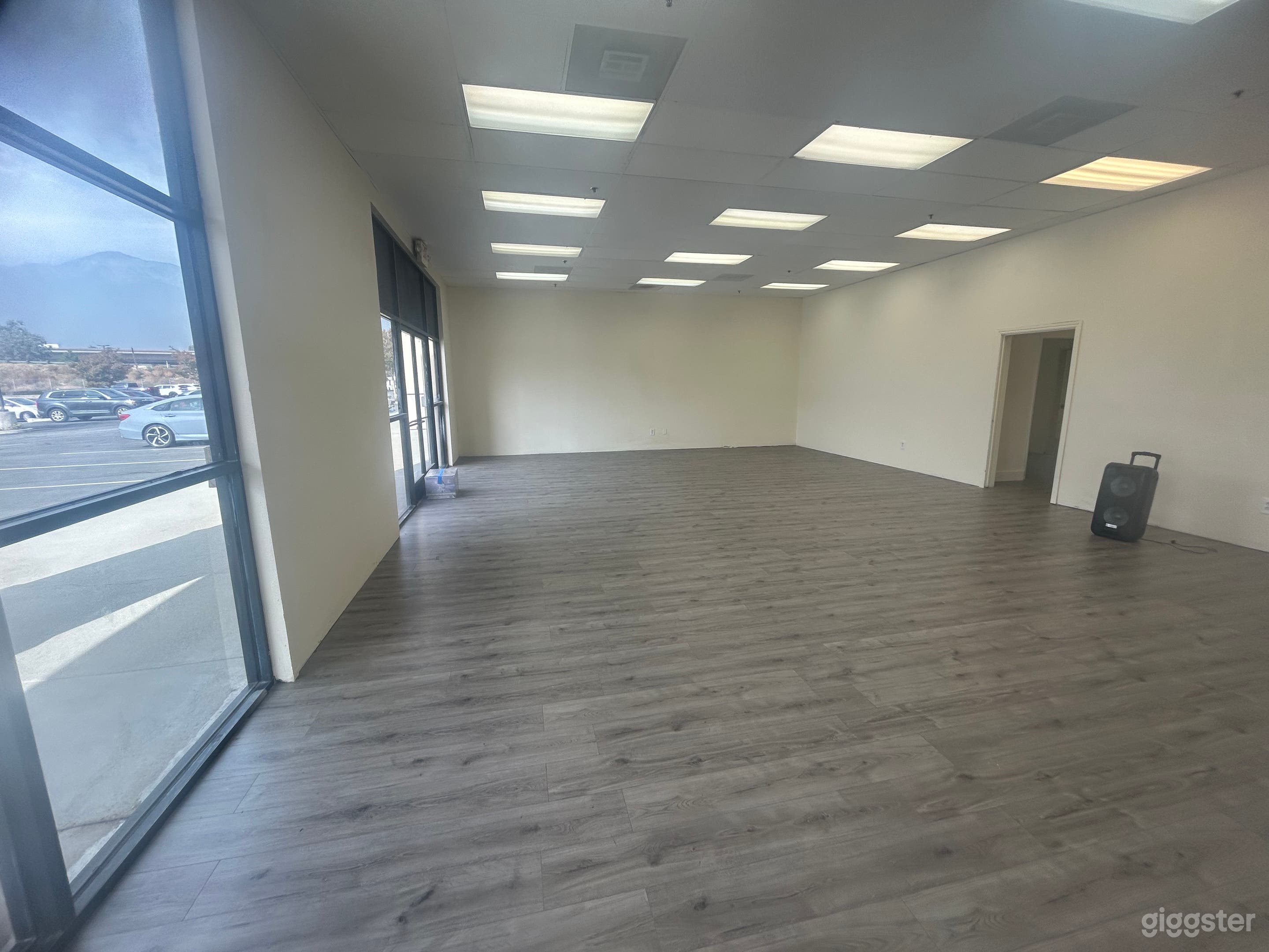 Multi-Use Studio for Dance, Film, Creative Projects & Events Photo 2