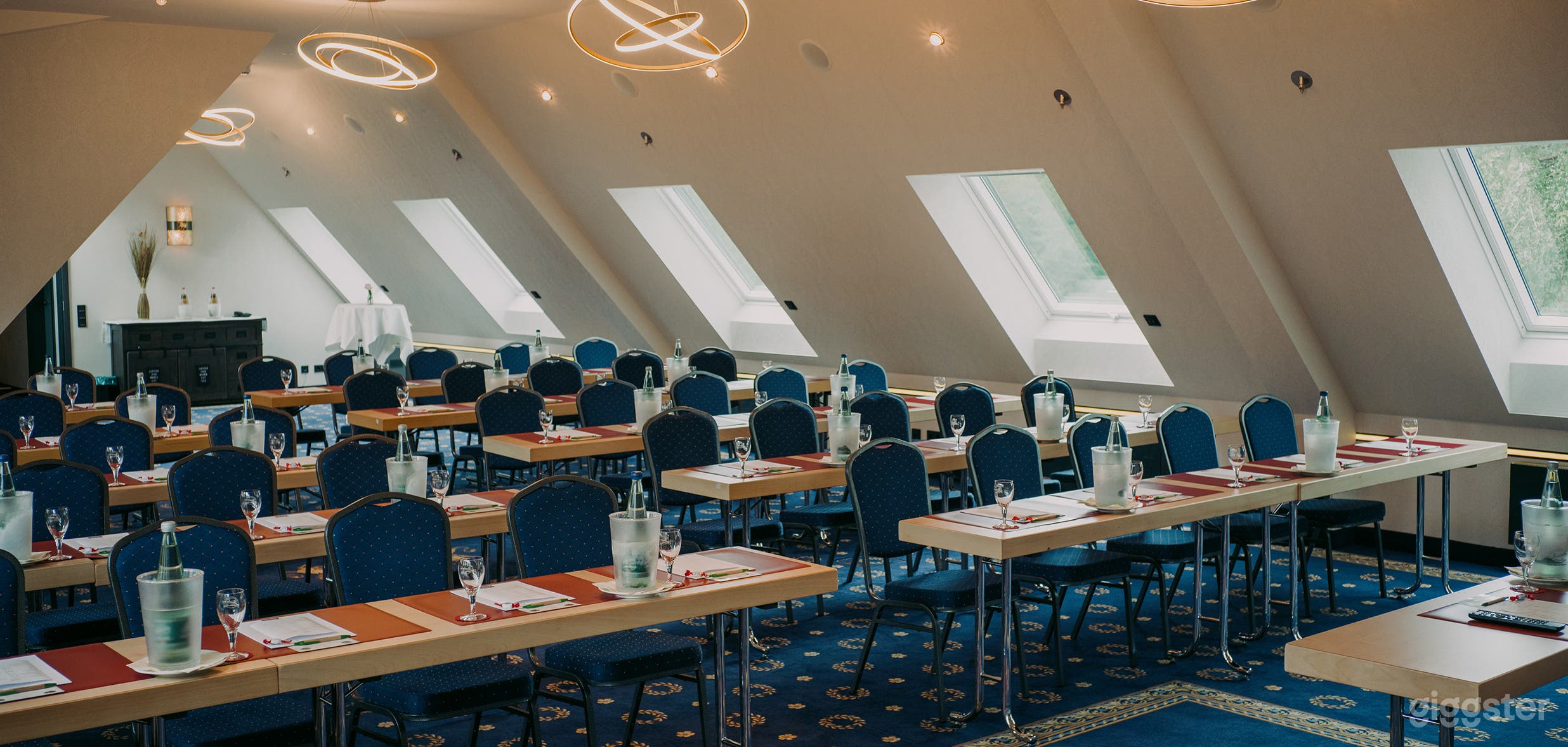 Edinburgh - Conference Room for 30 to 100 People Foto 3