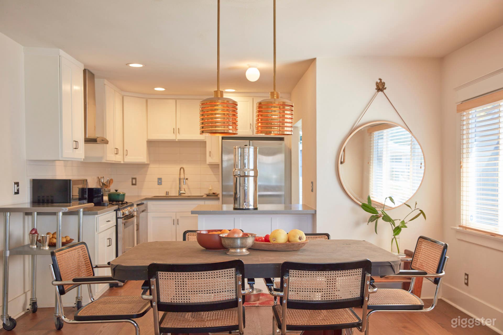 Charming Craftsman Bungalow Photo 3