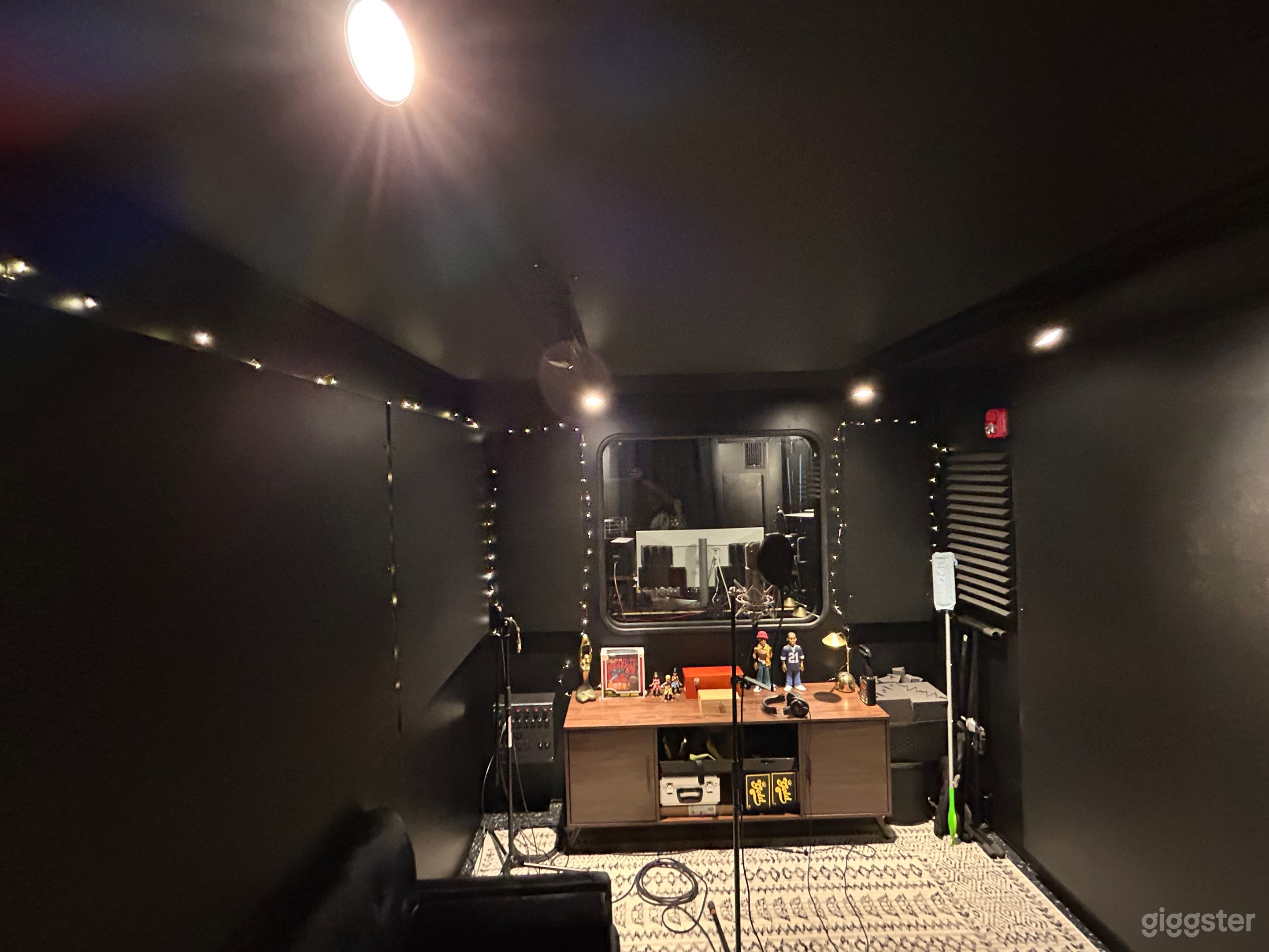 Also available: wifi, full kitchen, outdoor terrace, bar, conference room