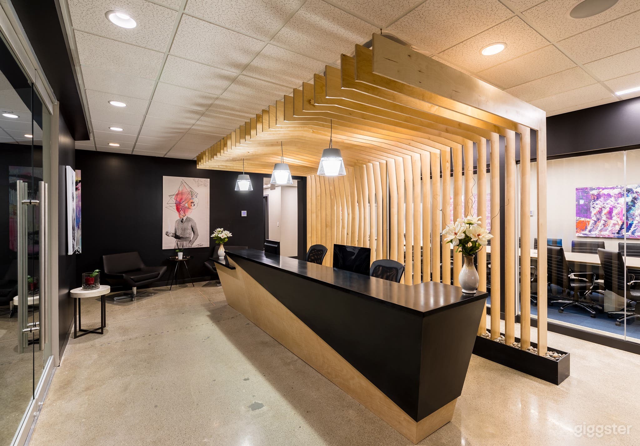 Well-equipped Day Office in Spokane Photo 3