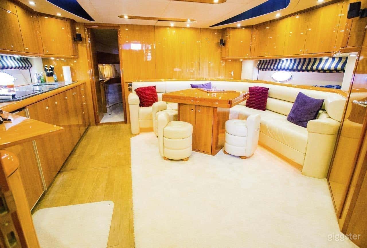 68' SUNSEEKER PREDATOR YACHT Photo 4