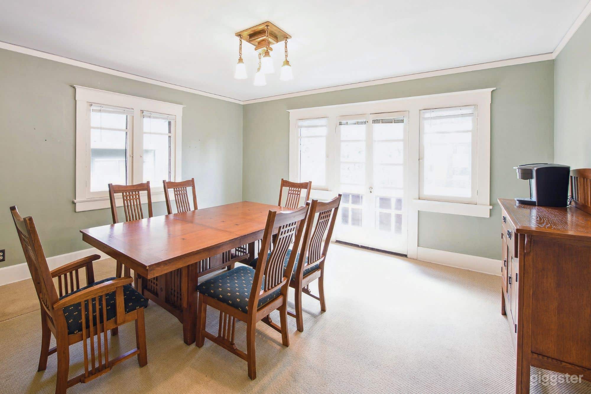 Meeting Room 201 (without filming) Photo 1