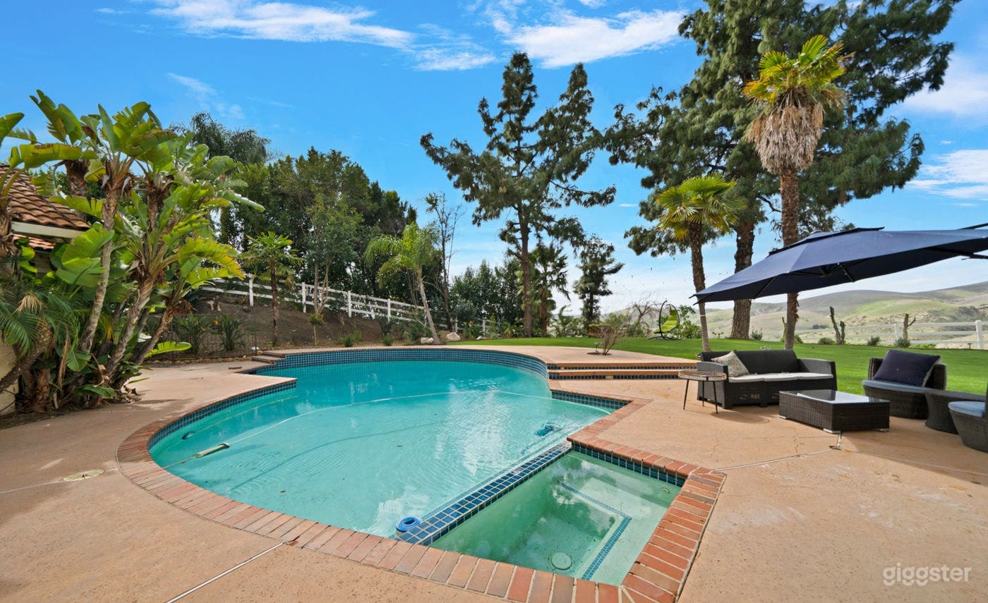  CANYON WOODEN RANCH HOUSE/POOL Photo 1