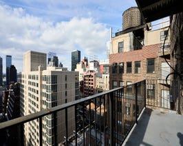  Balcony - West facing 