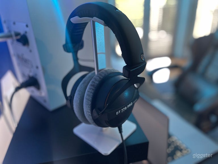  CoolRoom Recording Studio 