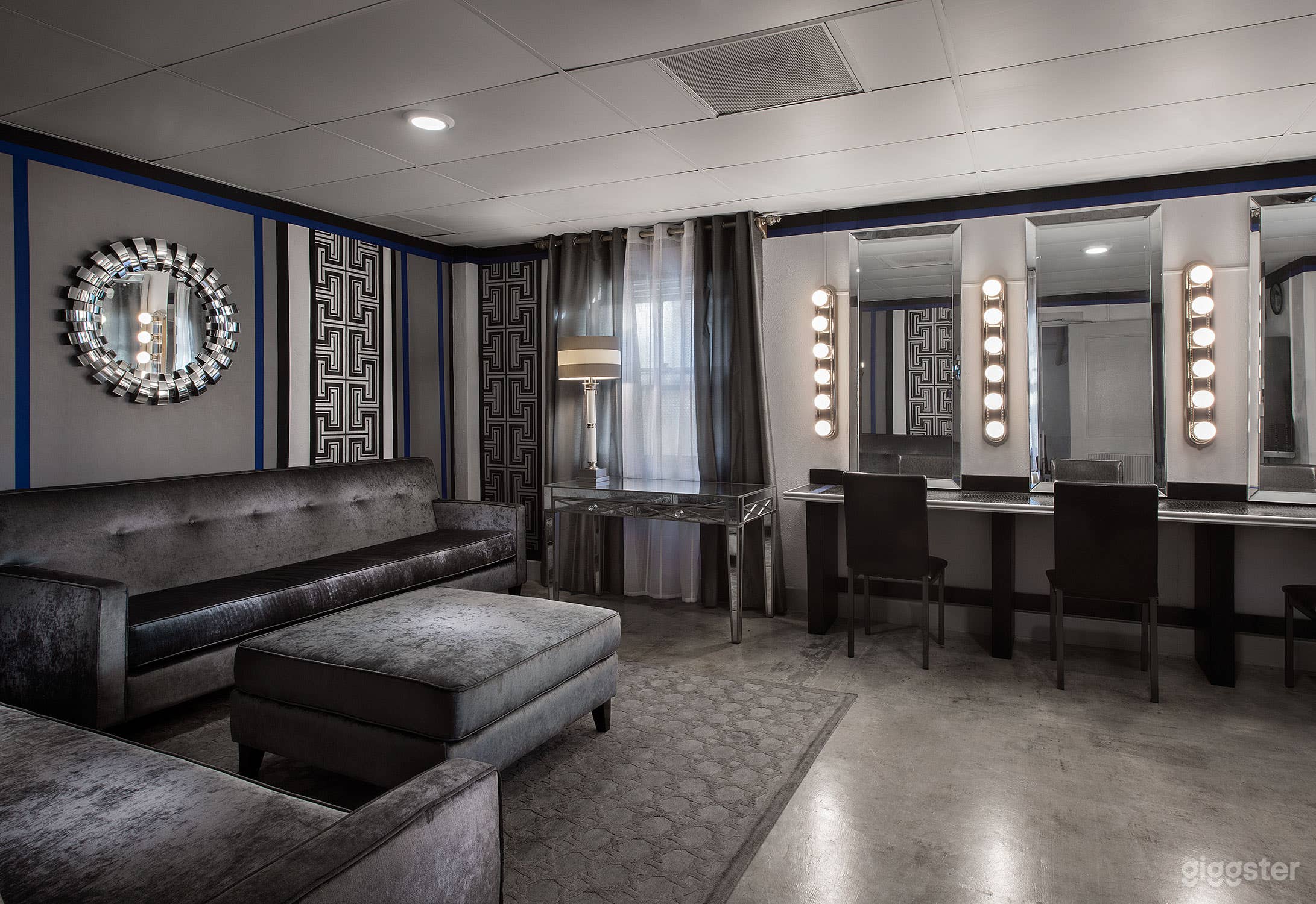 Art Deco Theater Photo 3