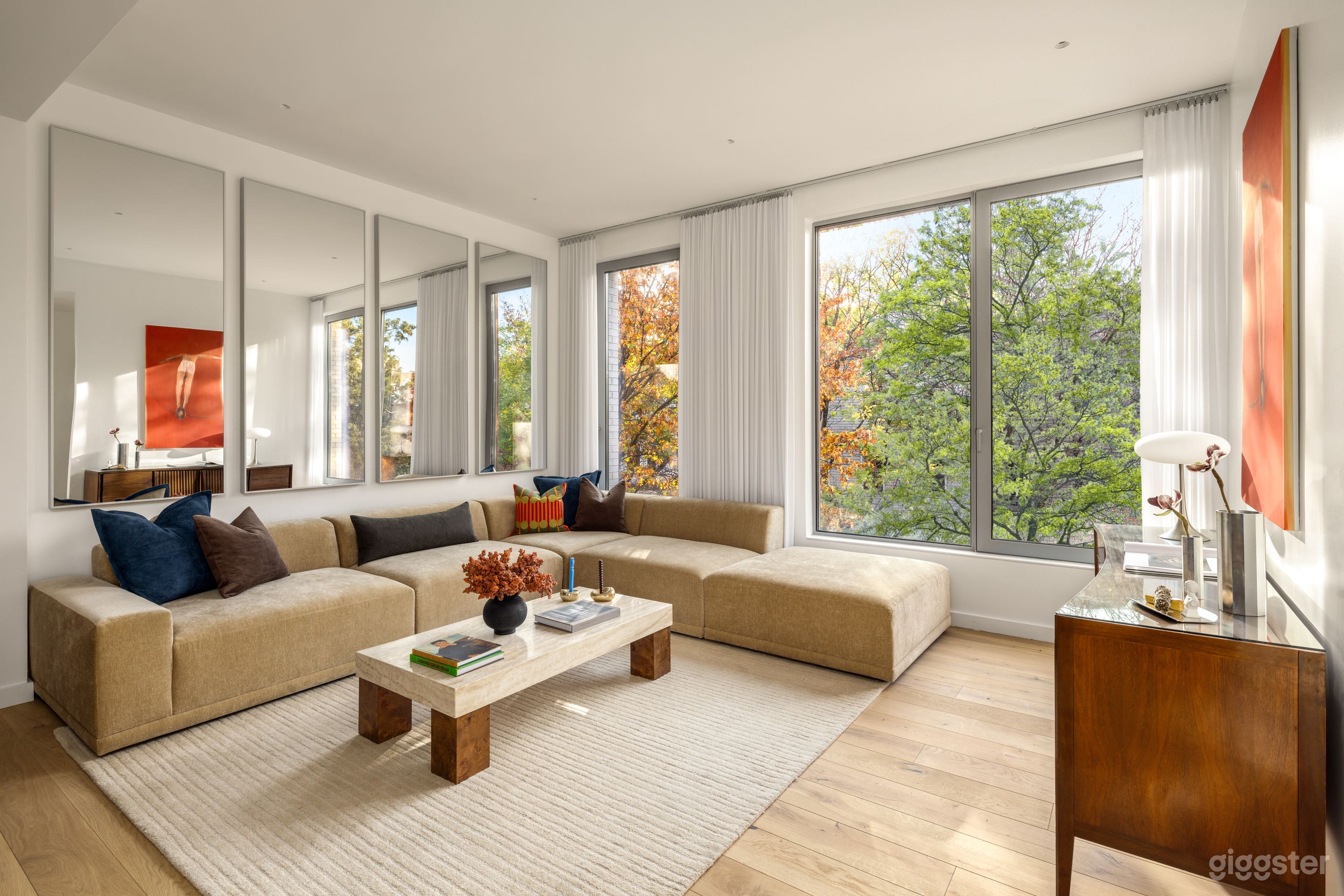 Greenpoint Luxury Penthouse Photo 2