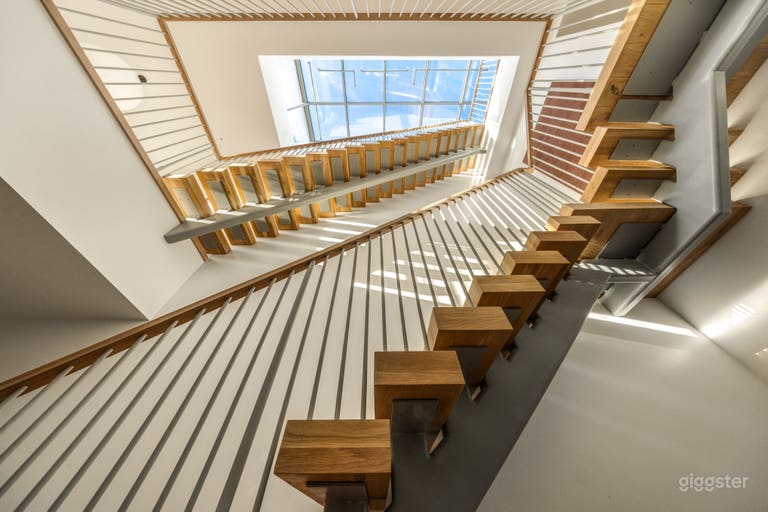  Greenpoint Luxury Penthouse 