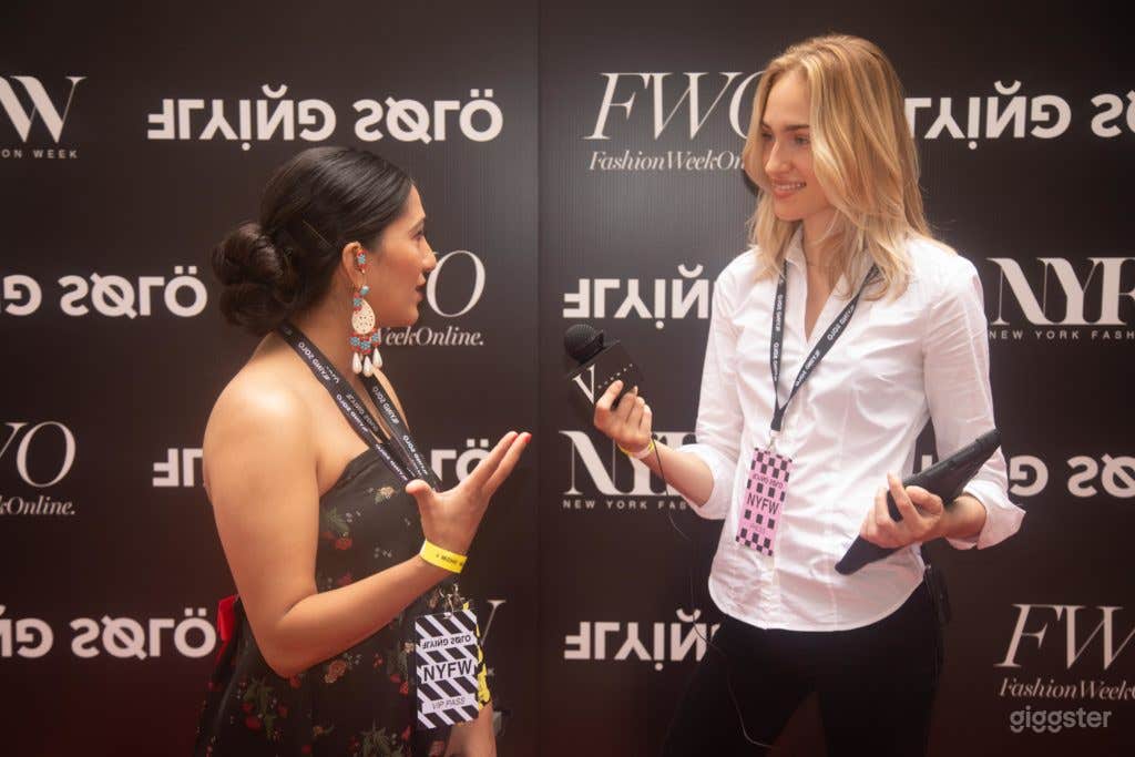 The Famous Court Yard in New York Photo 3