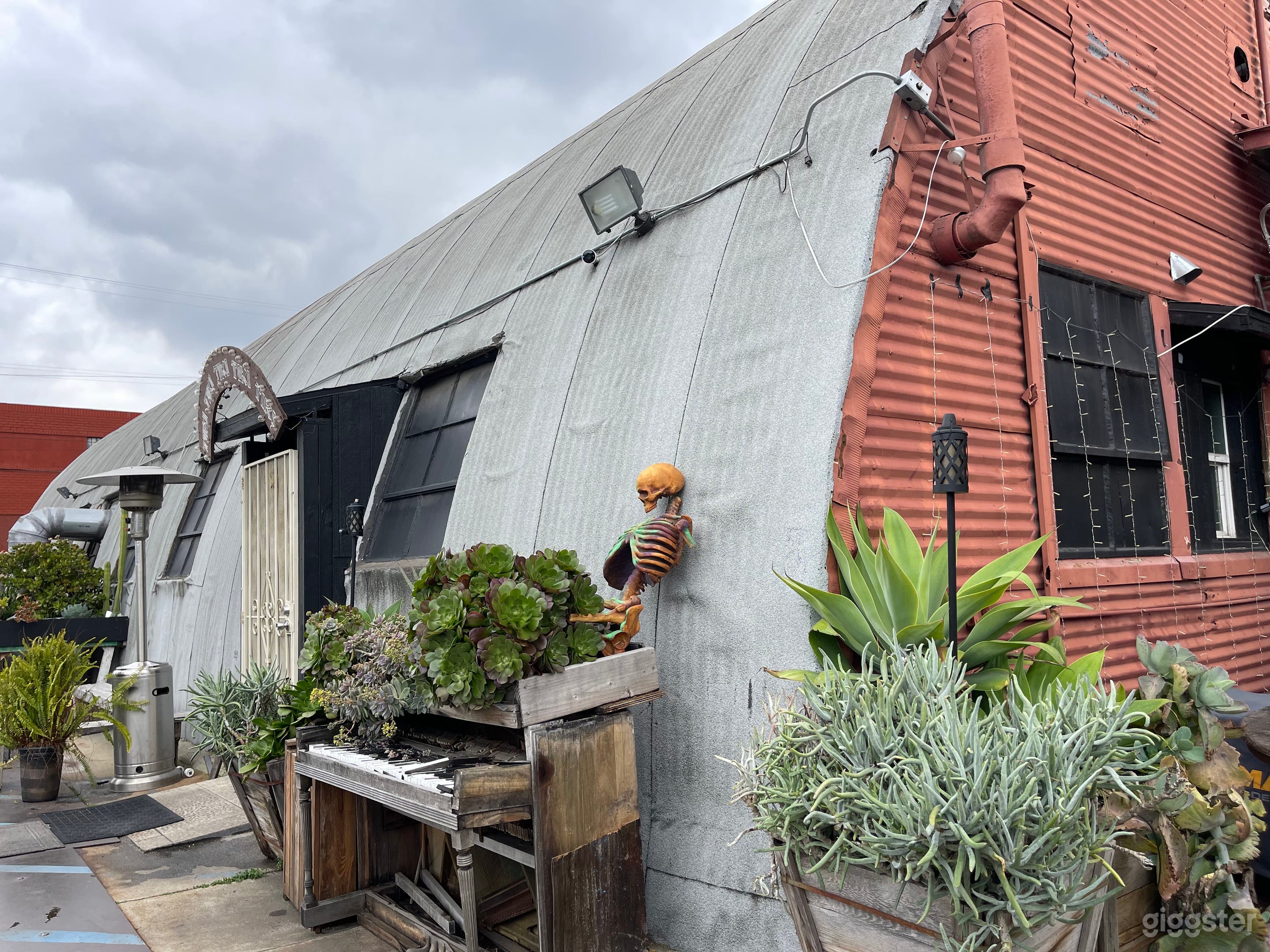 Current exterior yard decor 