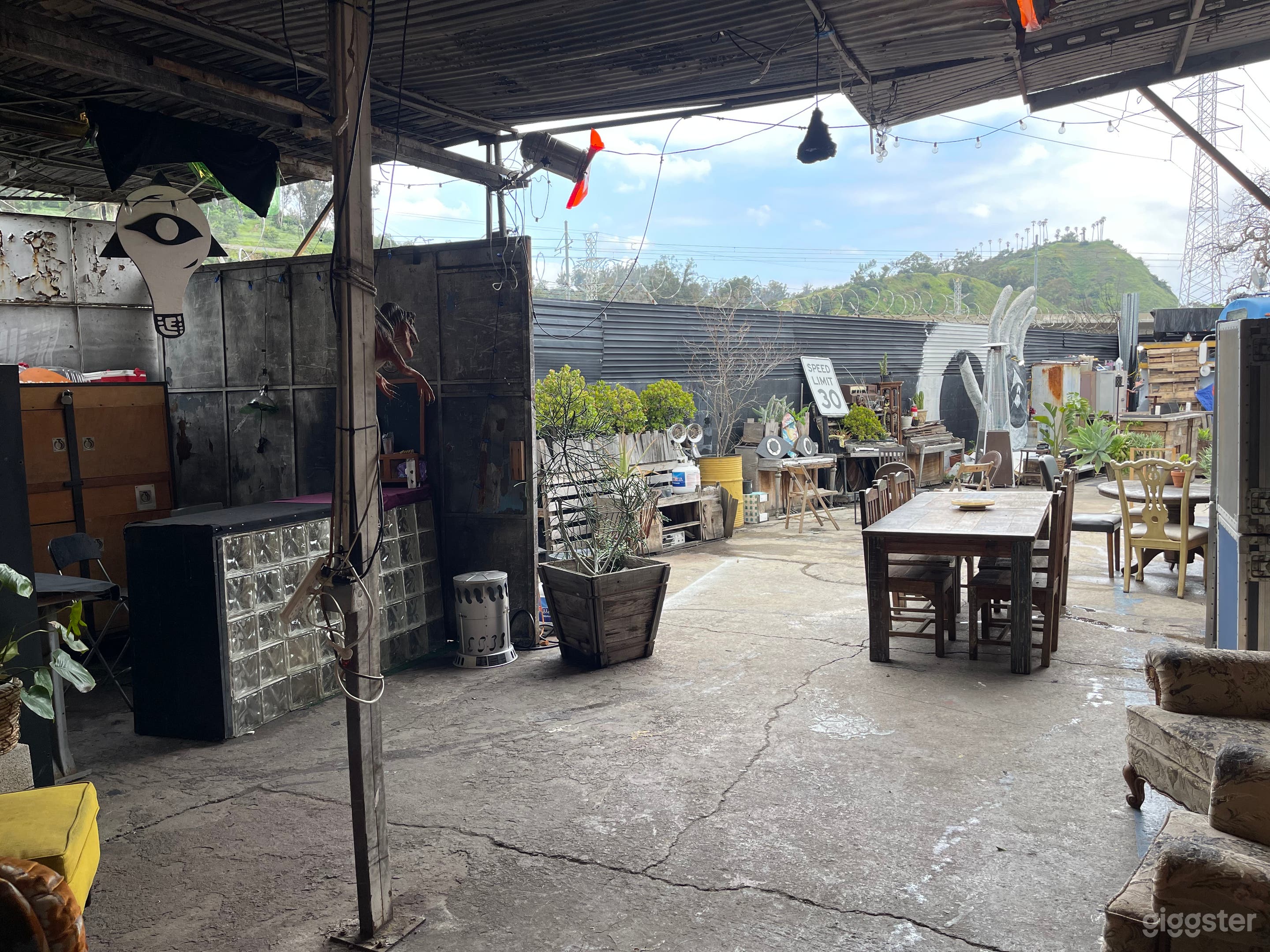 Flex covered patio / bar 
