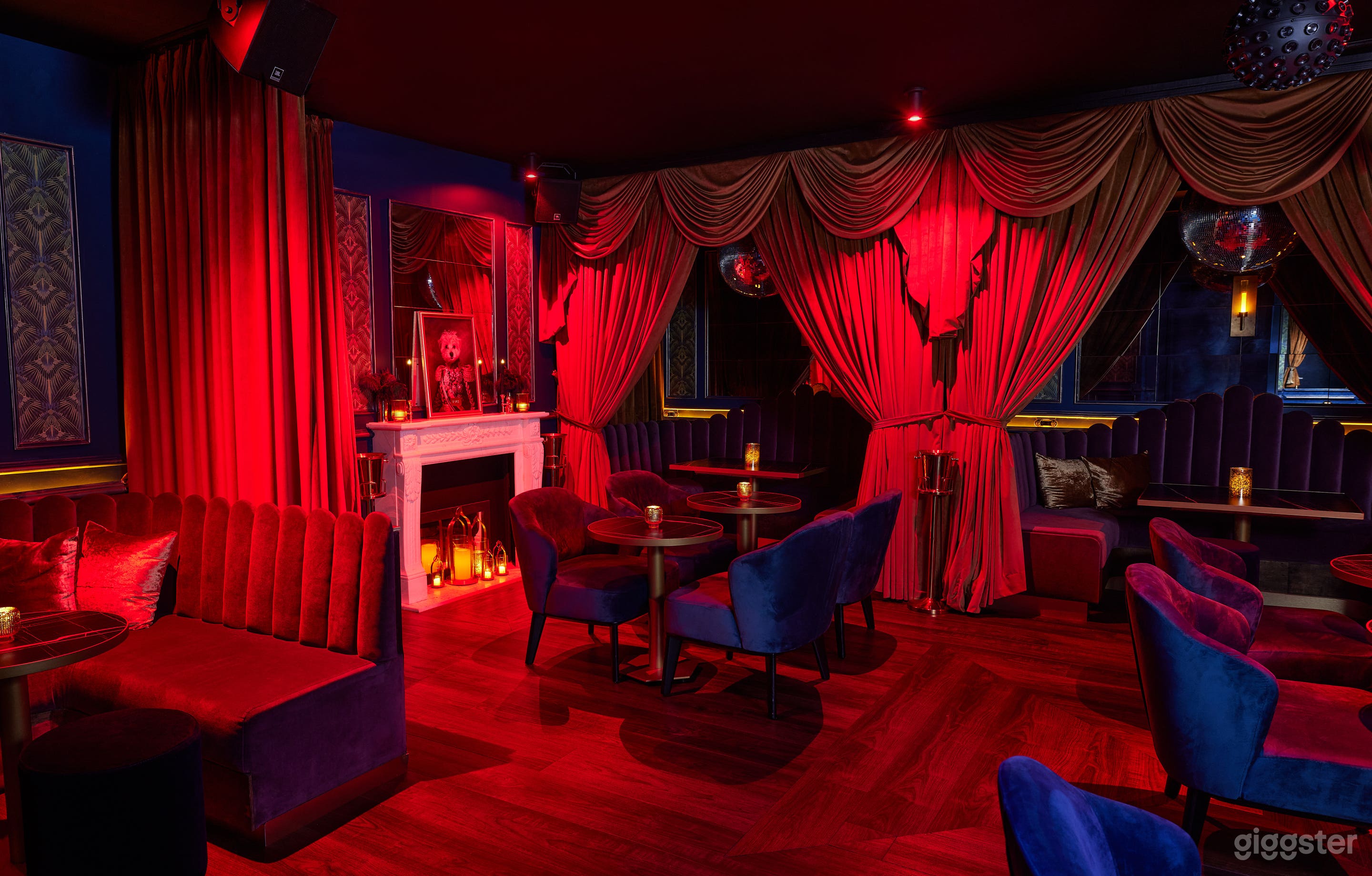 High End Cocktail Bar in New York Photo 1