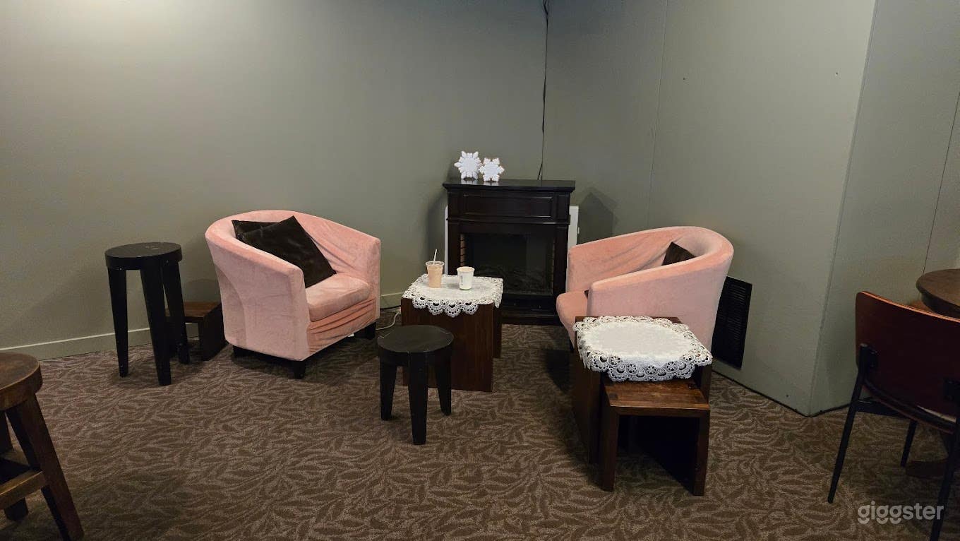 Cozy Crochet Café with Mezzanine in Downtown Seattle Photo 3