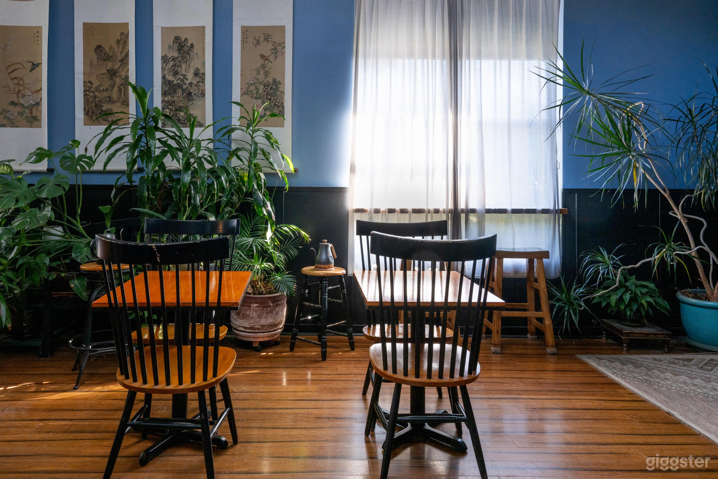 Sweet and Cozy Teahouse Photo 4