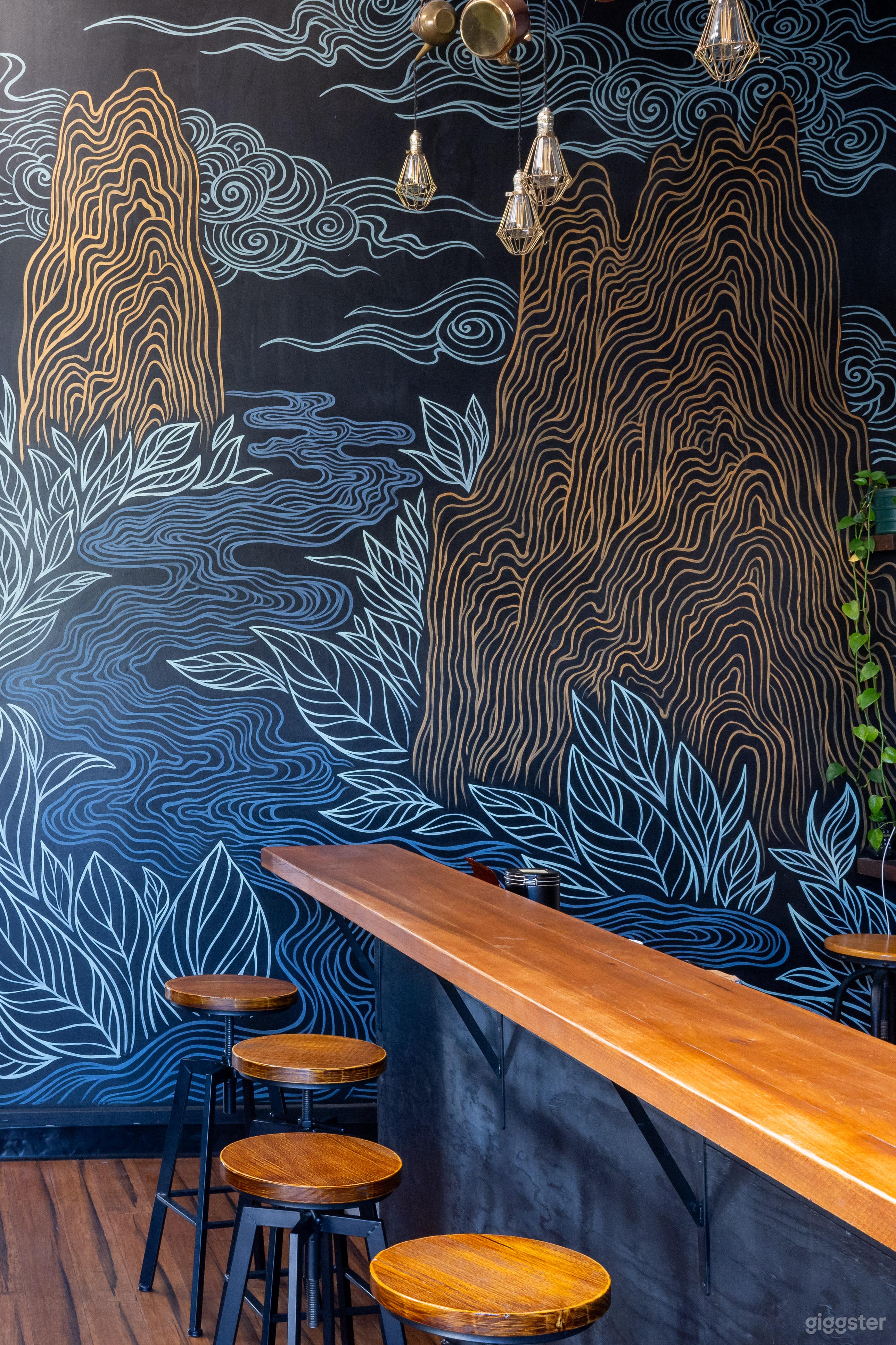 Sweet and Cozy Teahouse Photo 1