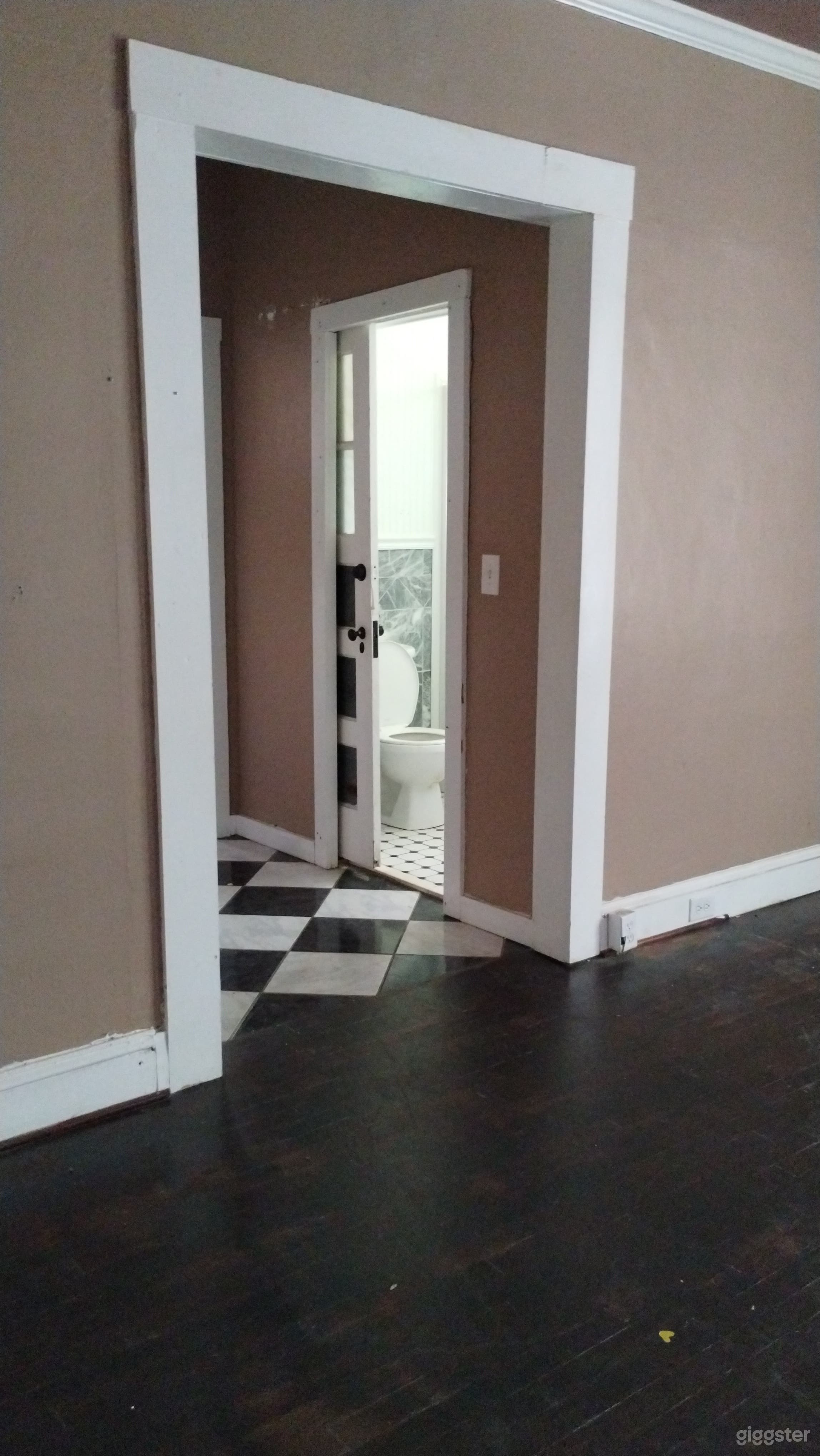 Southern Home Photo 3