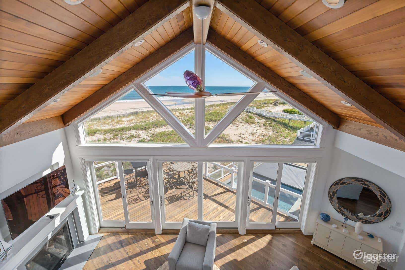 A beautiful Hamptons Oceanfront Gunite Pool Photo 3