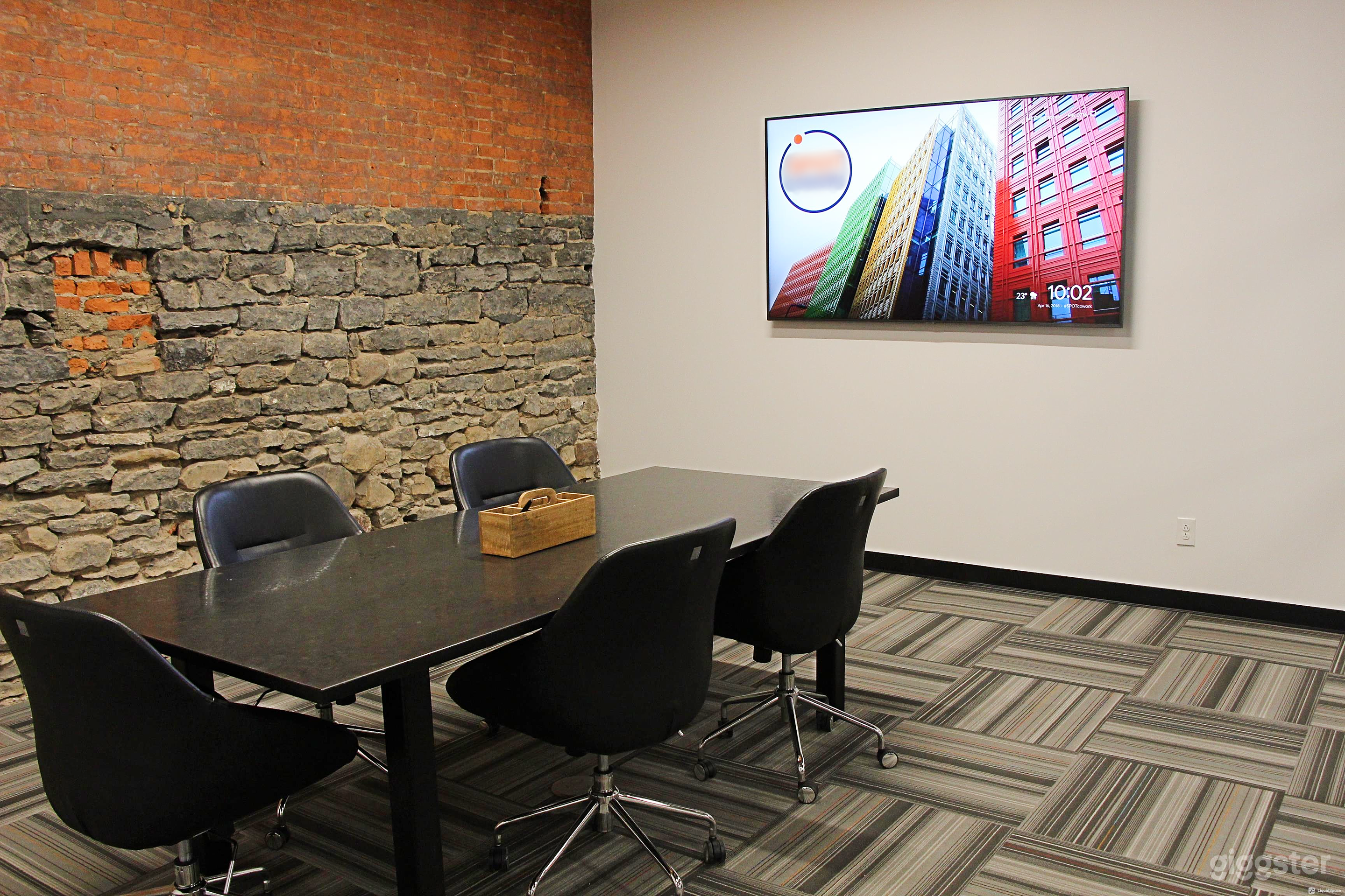 M2 Meeting Room Photo 2