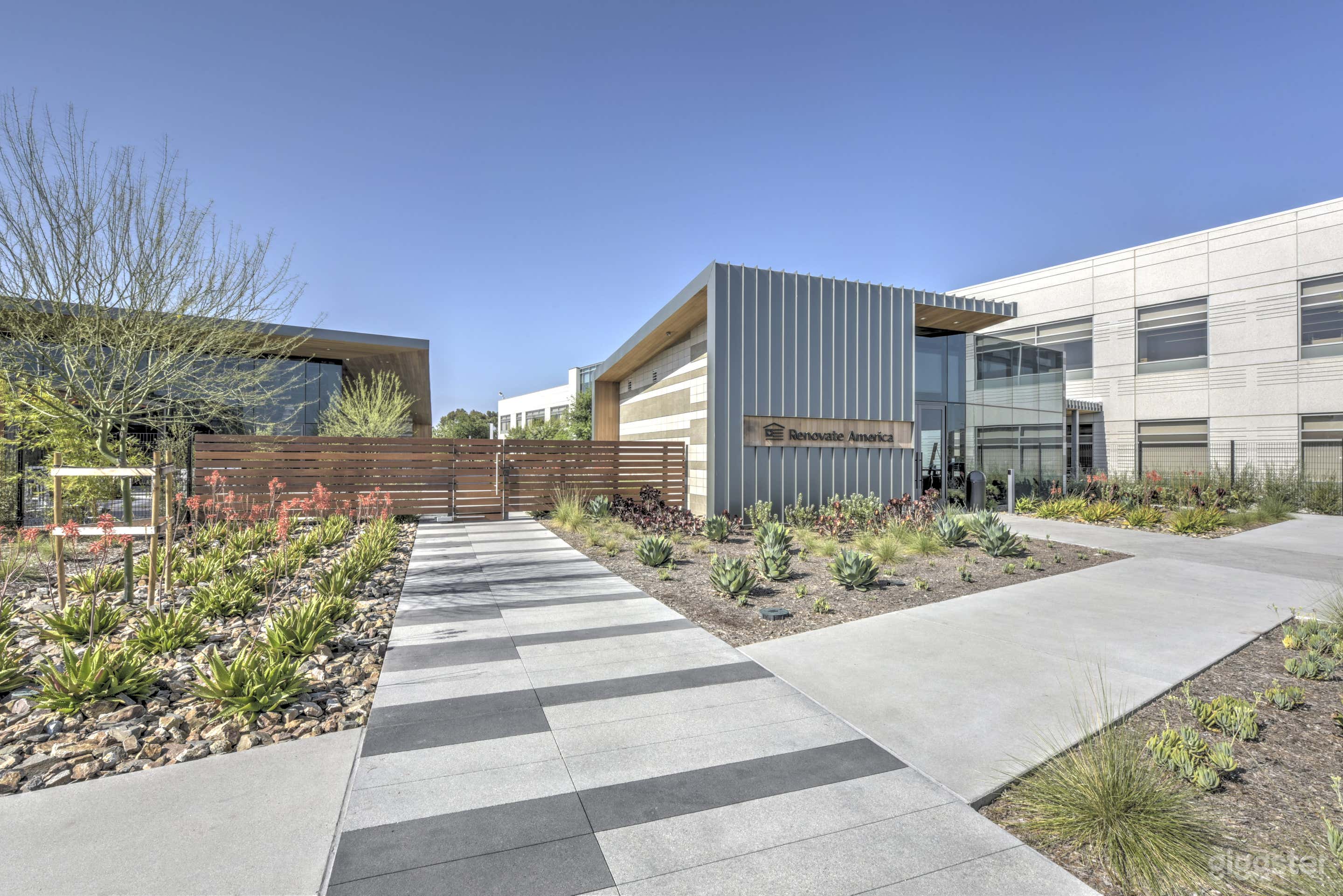 Rancho Vista Corporate Center Photo 4