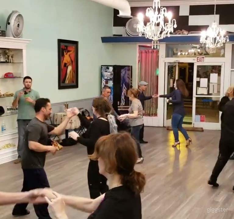  Estudio de danza pequeño impresionante en Pomona 
