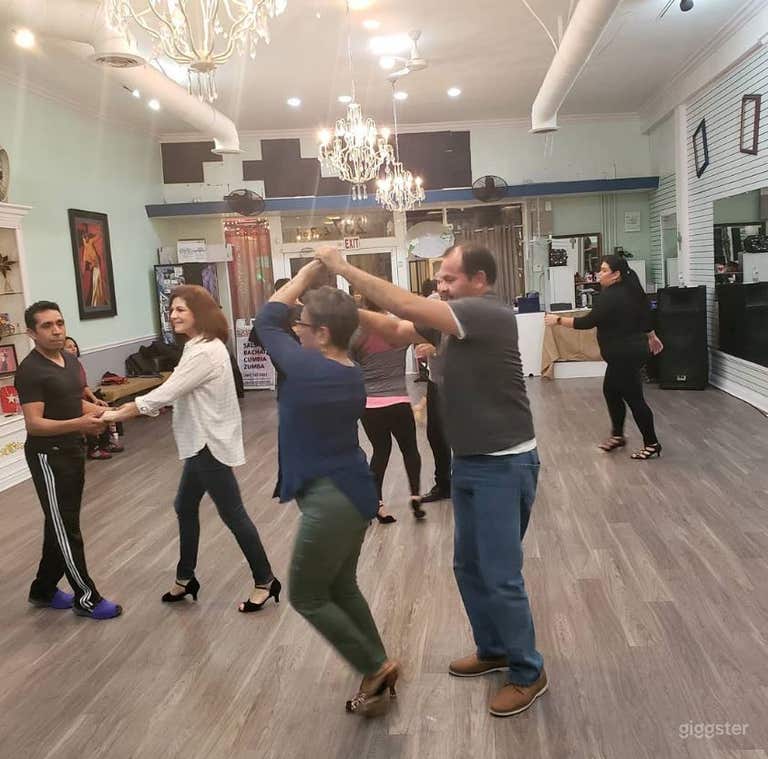  Estudio de danza pequeño impresionante en Pomona 