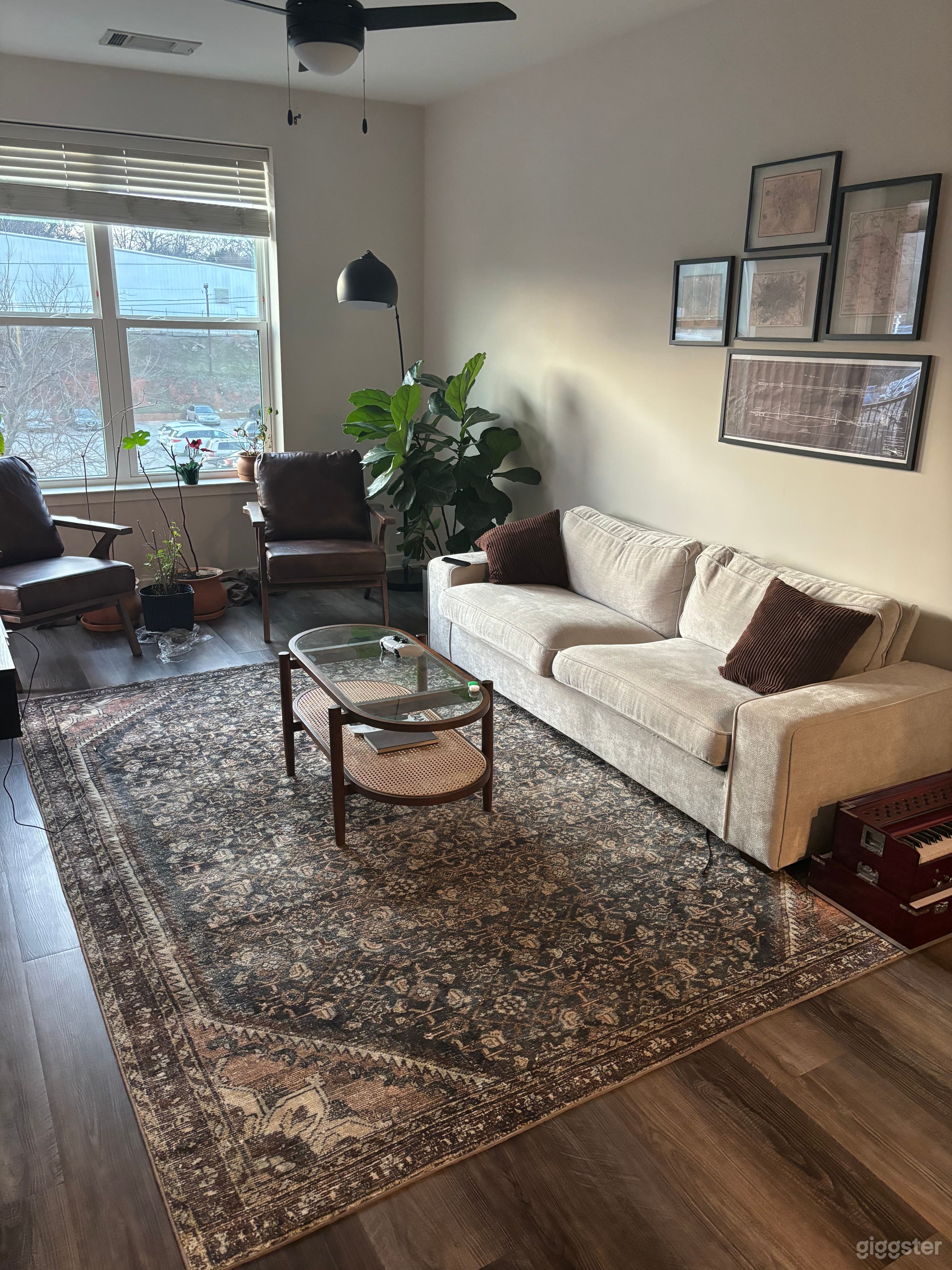 Cozy and stylish living space in Atlanta Photo 1