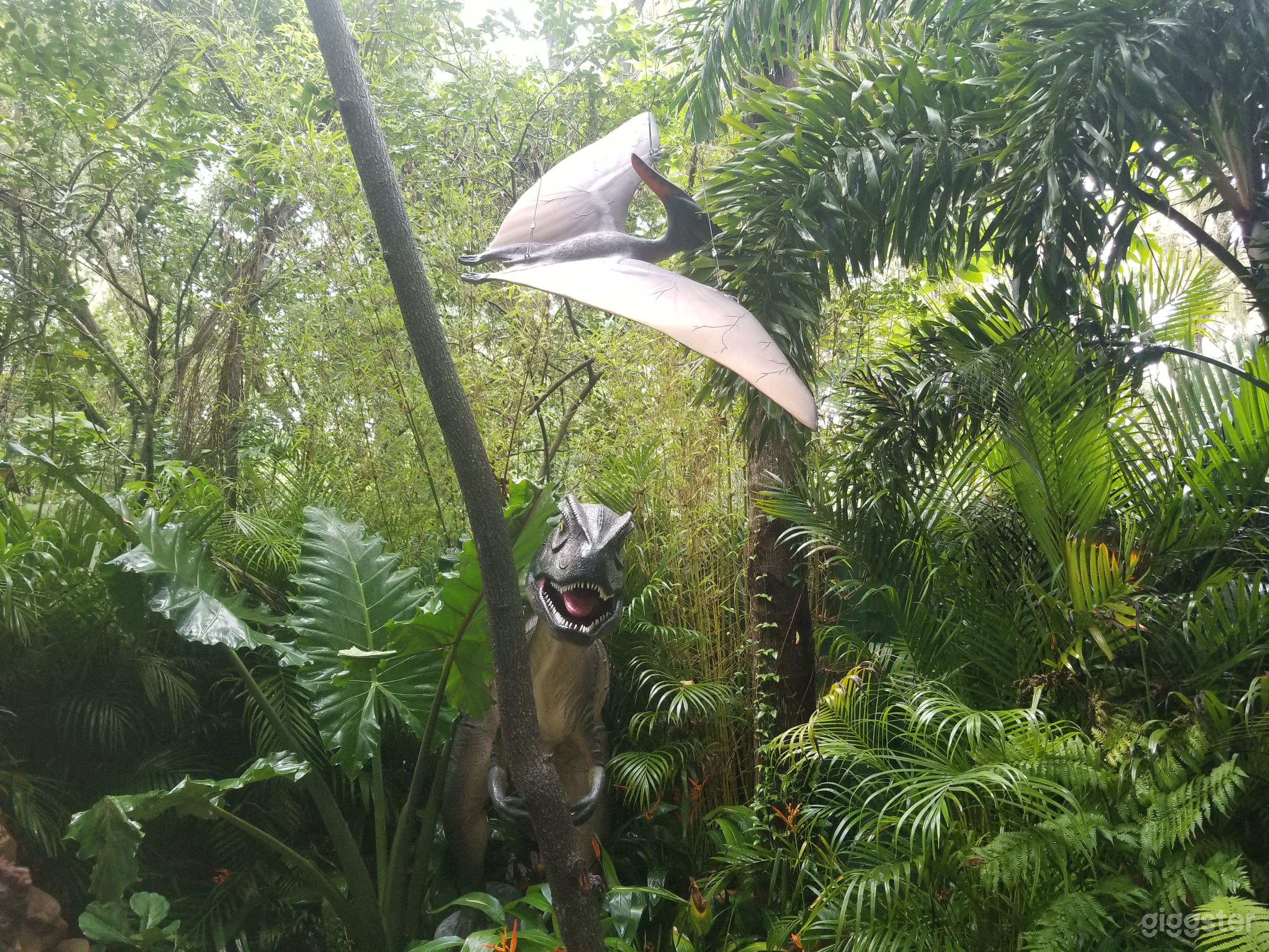 dinosaur and flying pterodactyl in Catassic Park