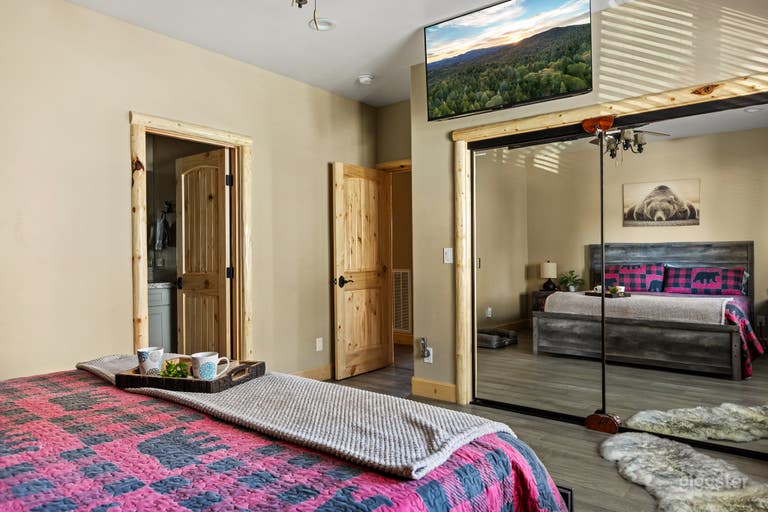  Big Bear Luxury Modern/Rustic Cabin  