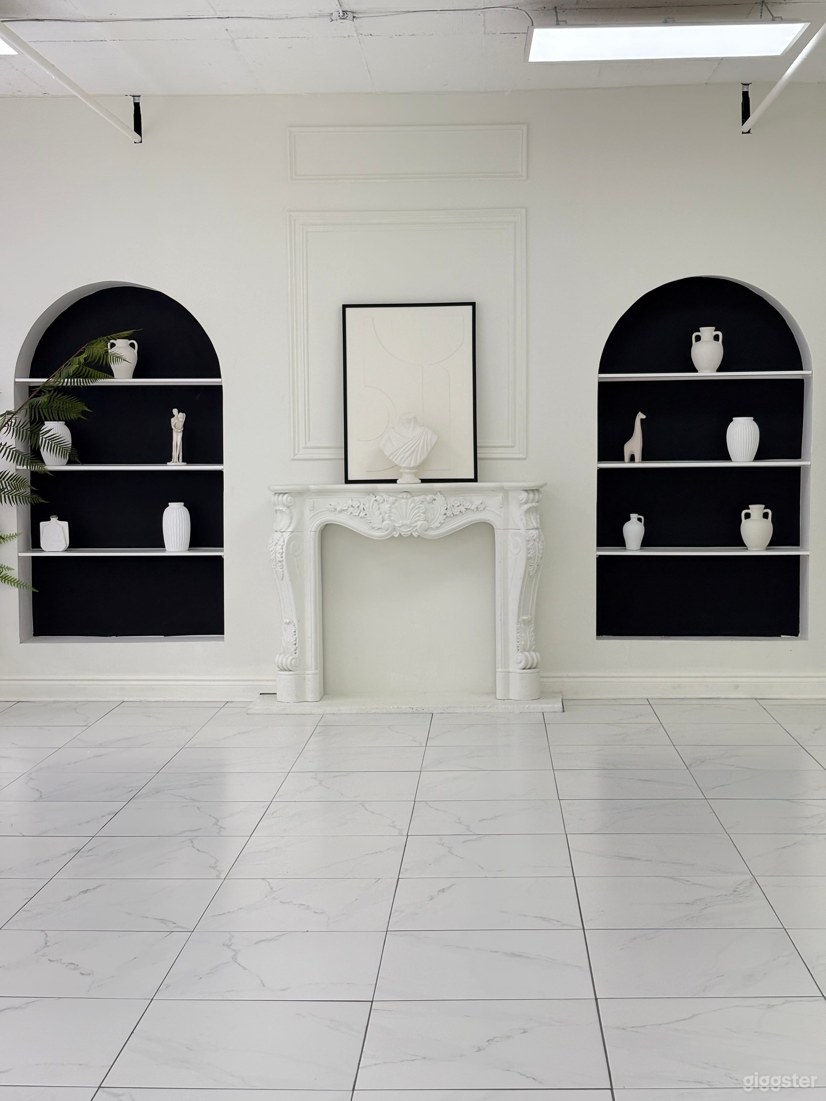 Modern event space, Bright Photo 1