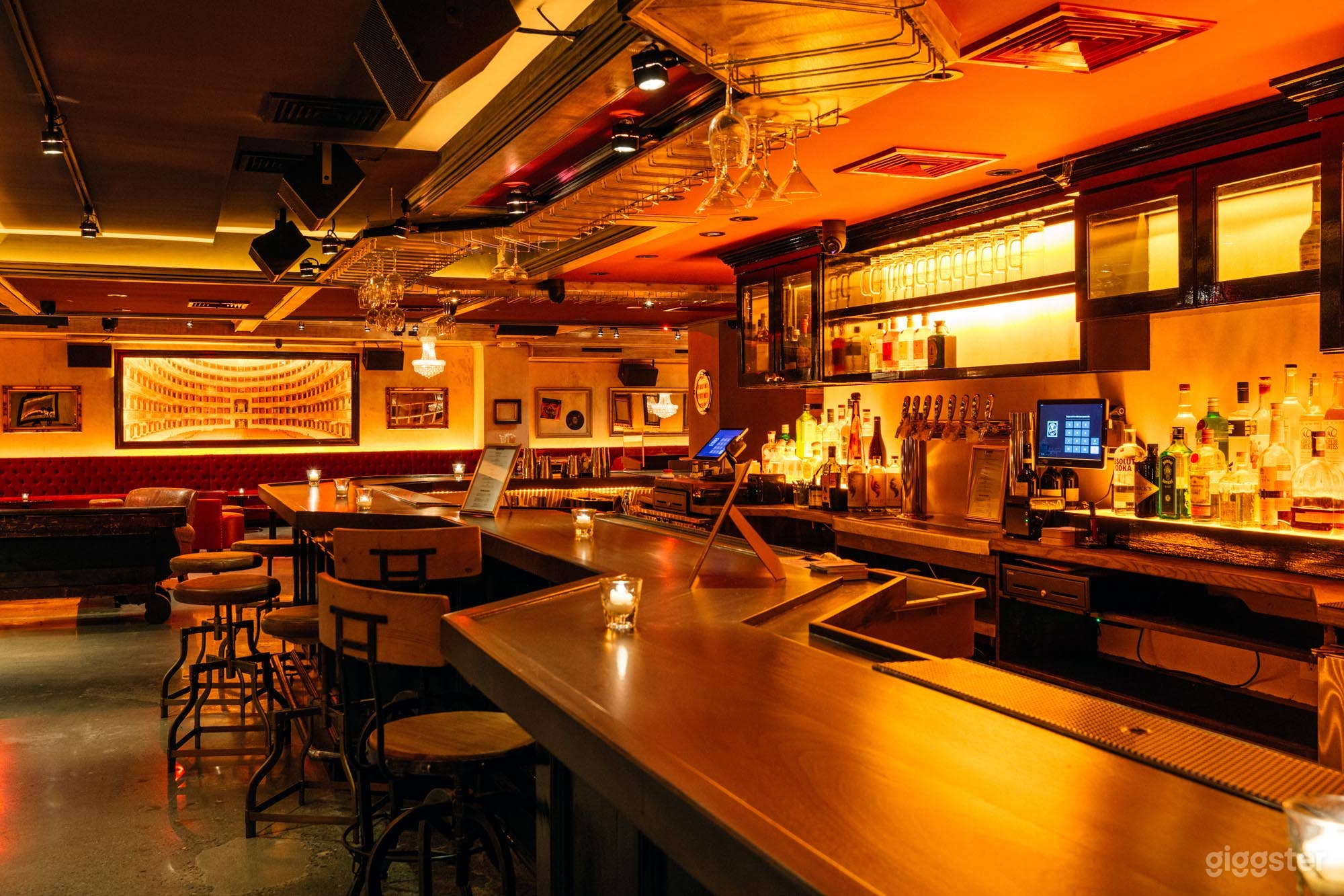 The Underground Photo 4