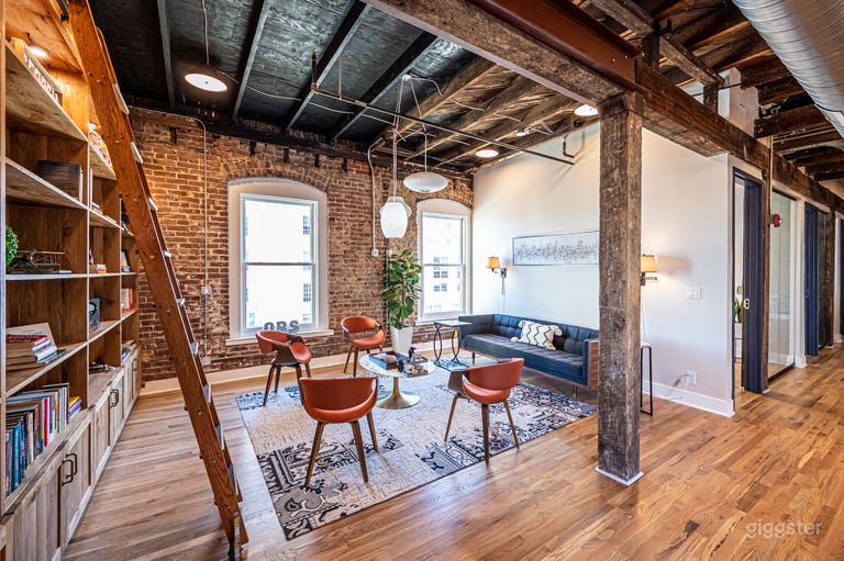  Our favorite - the custom built study with a real rolling ladder! Great for shoots, intimate meetings, and additional lounge space during your event.  