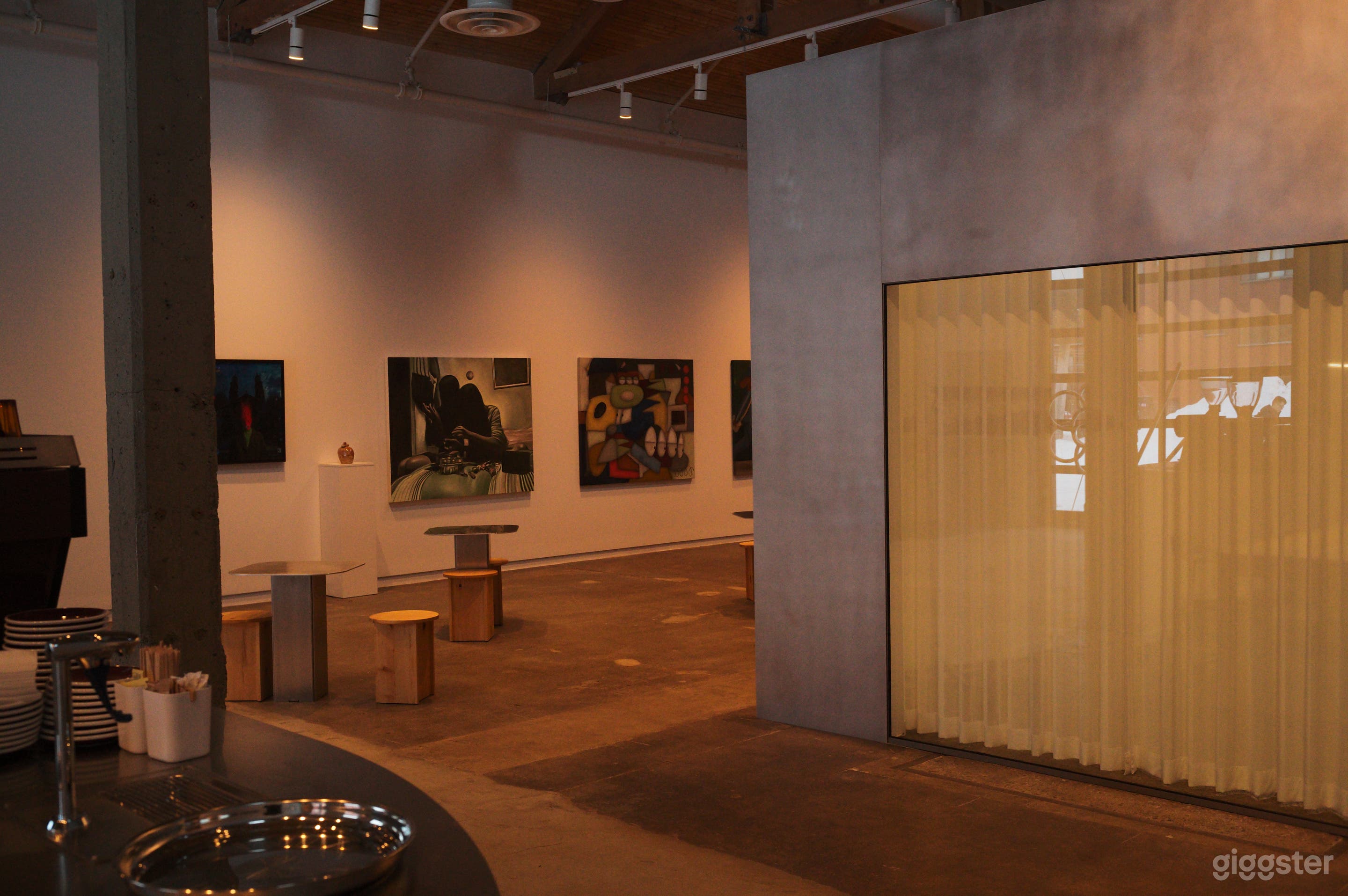 Foil Gallery - Cafe Photo 4