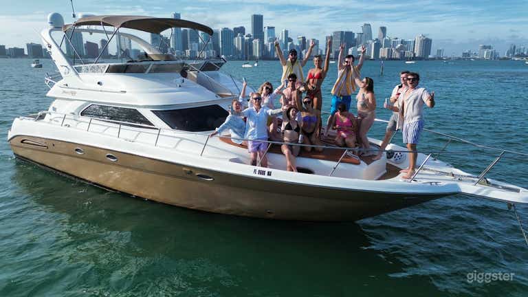  50' Flybridge Mundomo II 