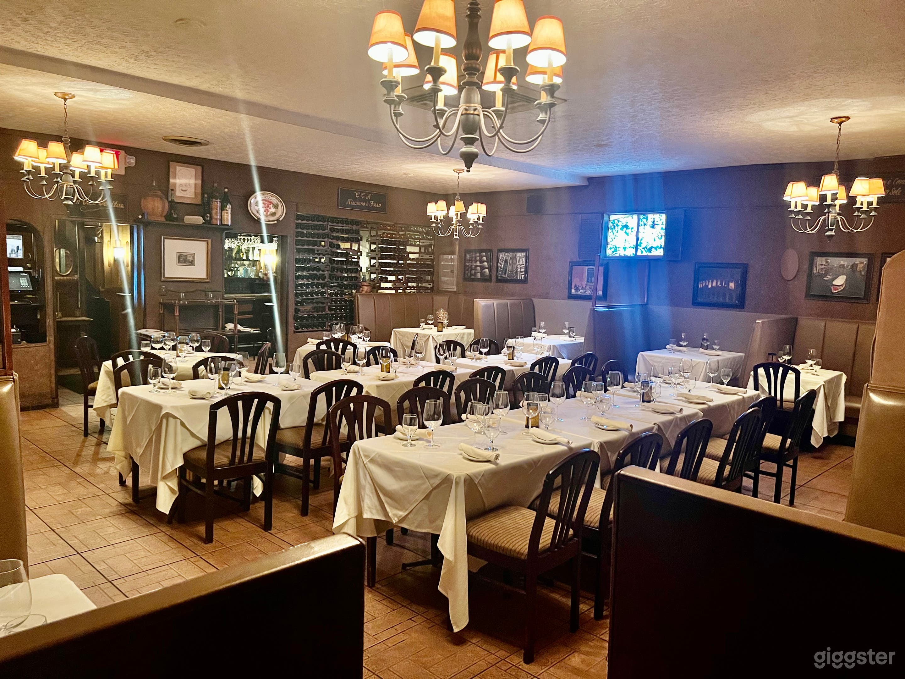 Nino's Italian Restaurant Photo 2