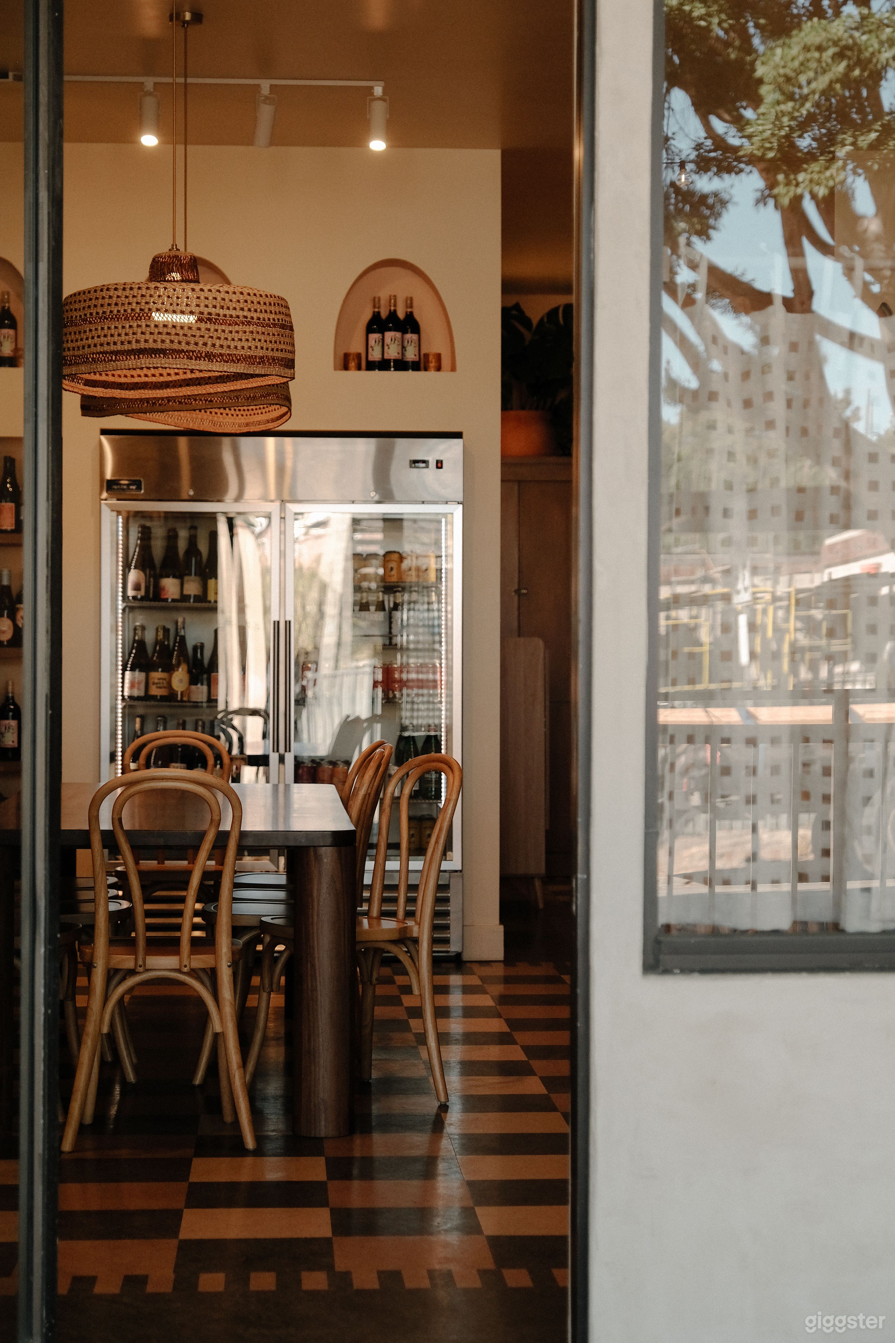 Restaurant/Cafe/ Wine bar Photo 2