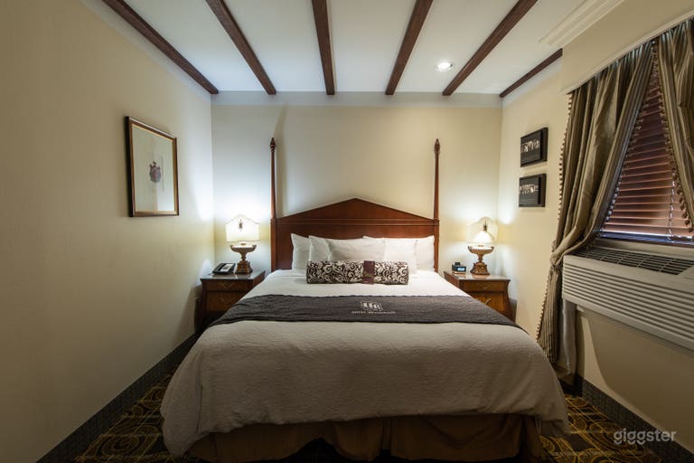  Beautiful one of a kind Hotel in Glendale 