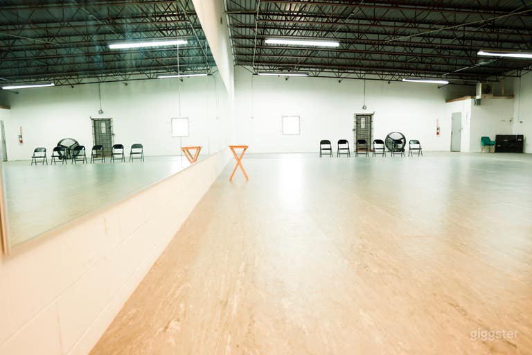  Large Industrial Style Dance Studio 