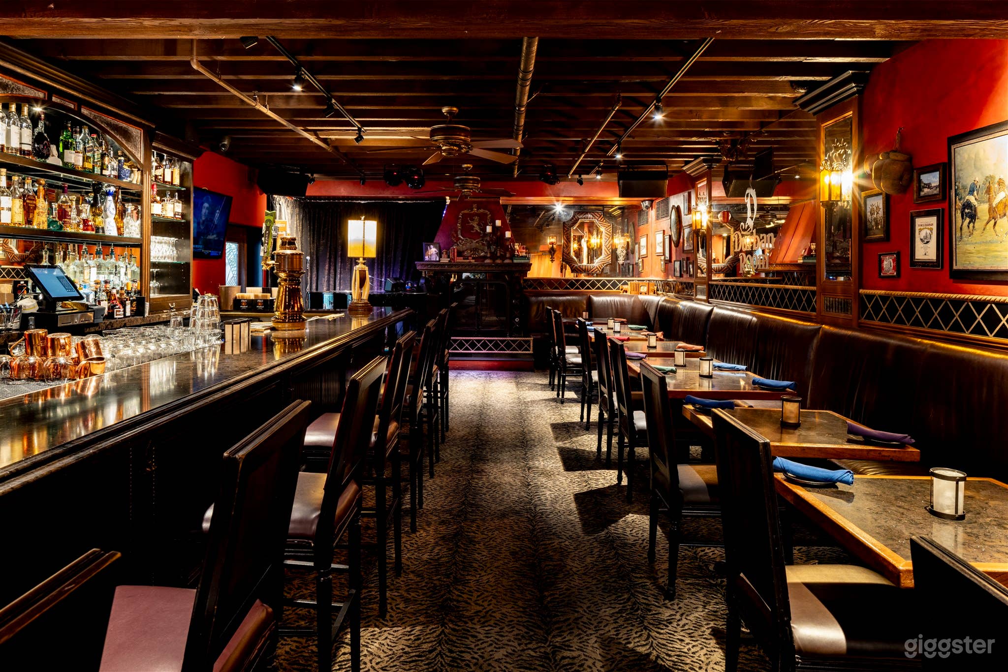 Speakeasy-themed Durban Room Photo 2