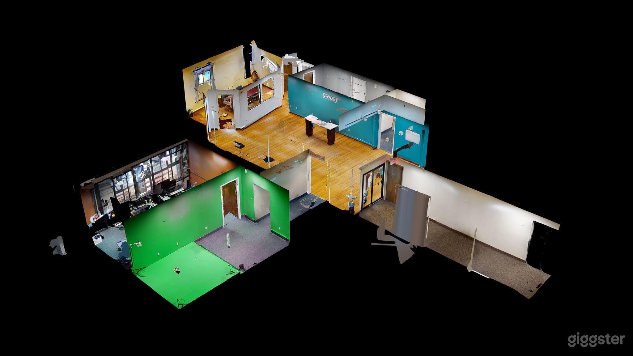 In-House Green Screen Photo 3