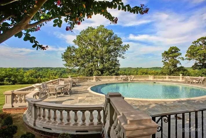 Poolside Venue Photo 1