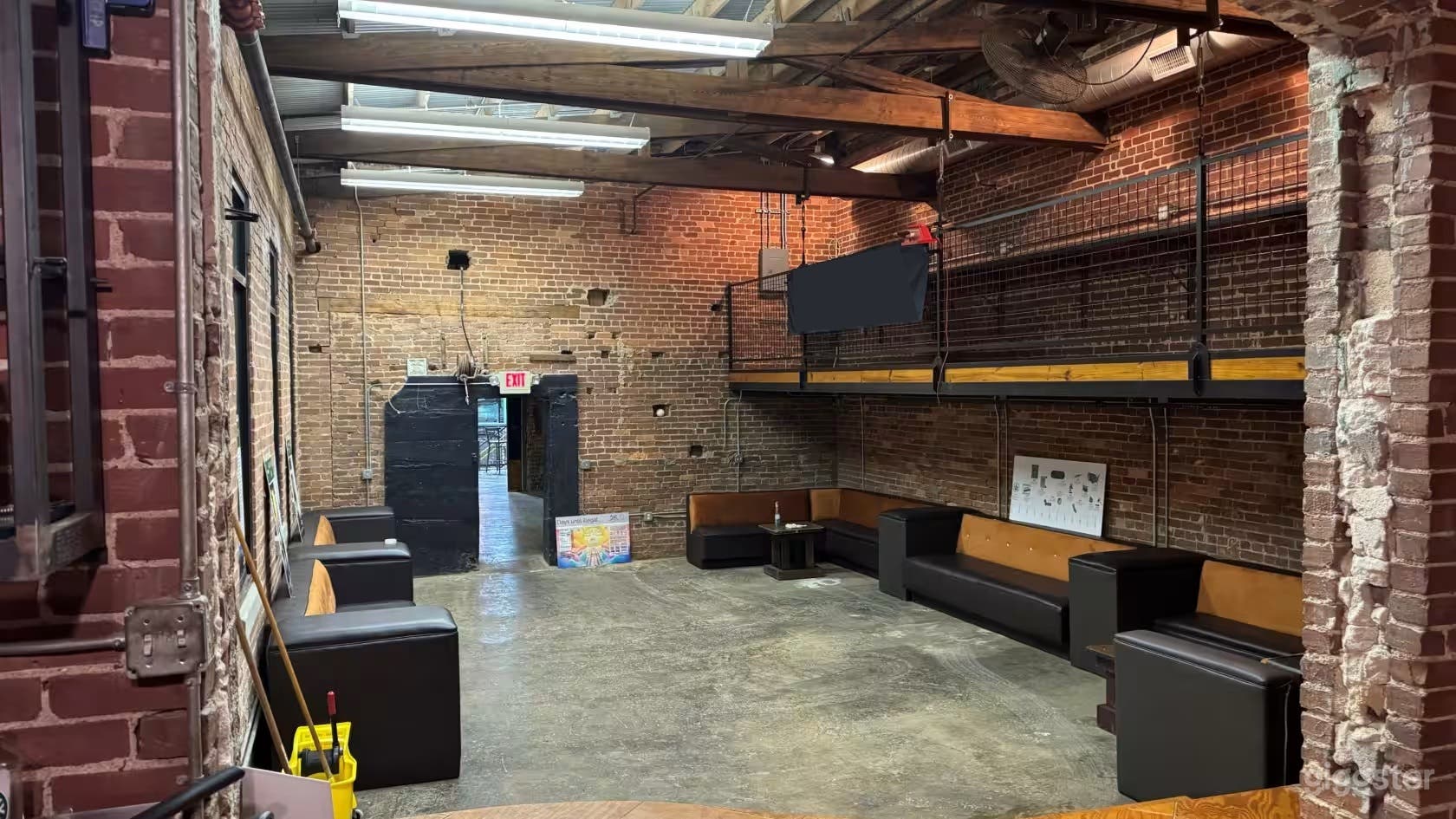 Unique Hideaway Warehouse Space Photo 1