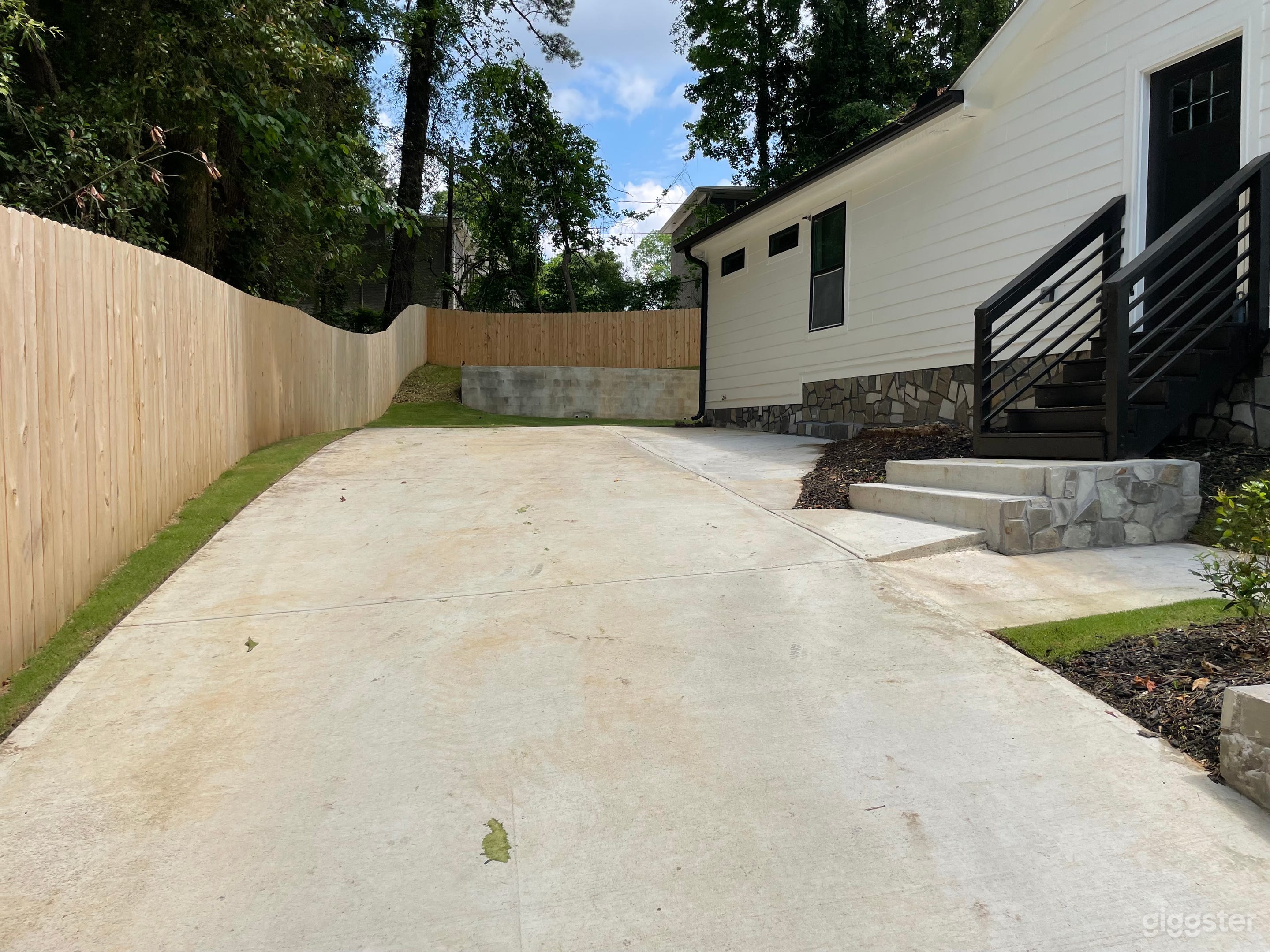 Warm modern bungalow Photo 4