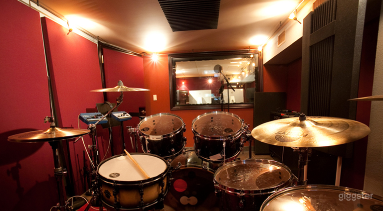  Luxury Music Recording Studio 